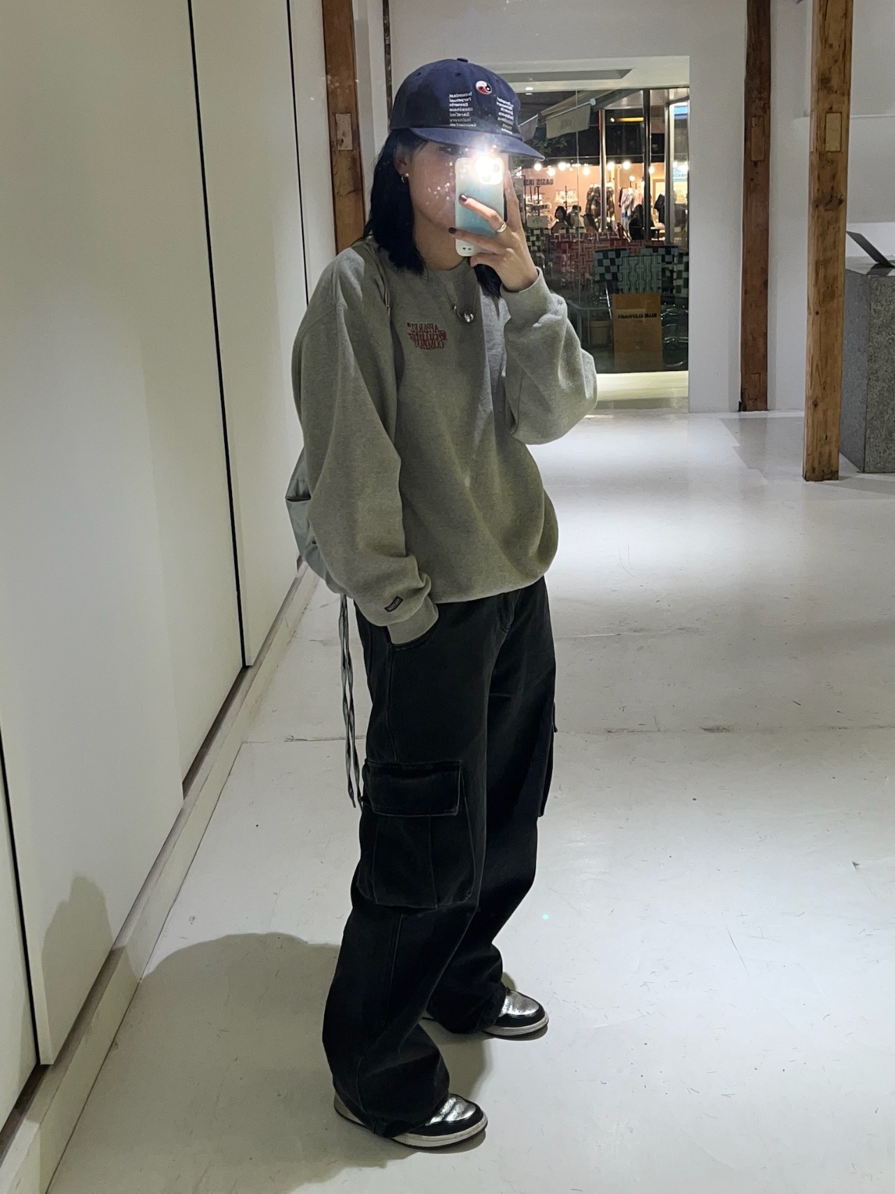 (W) Jordan 1 Retro High OG Silver Toe 착용 스타일 - 1