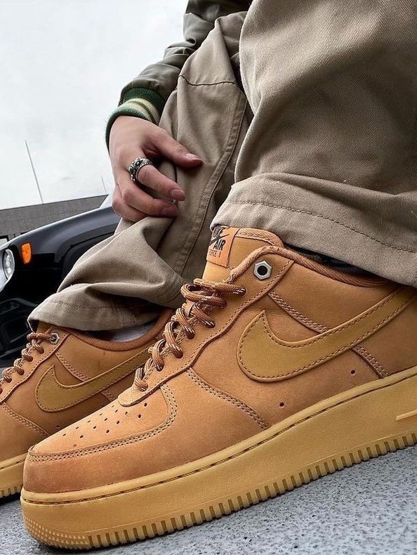 Nike Air Force 1 '07 WB Flax 착용 스타일 - 3