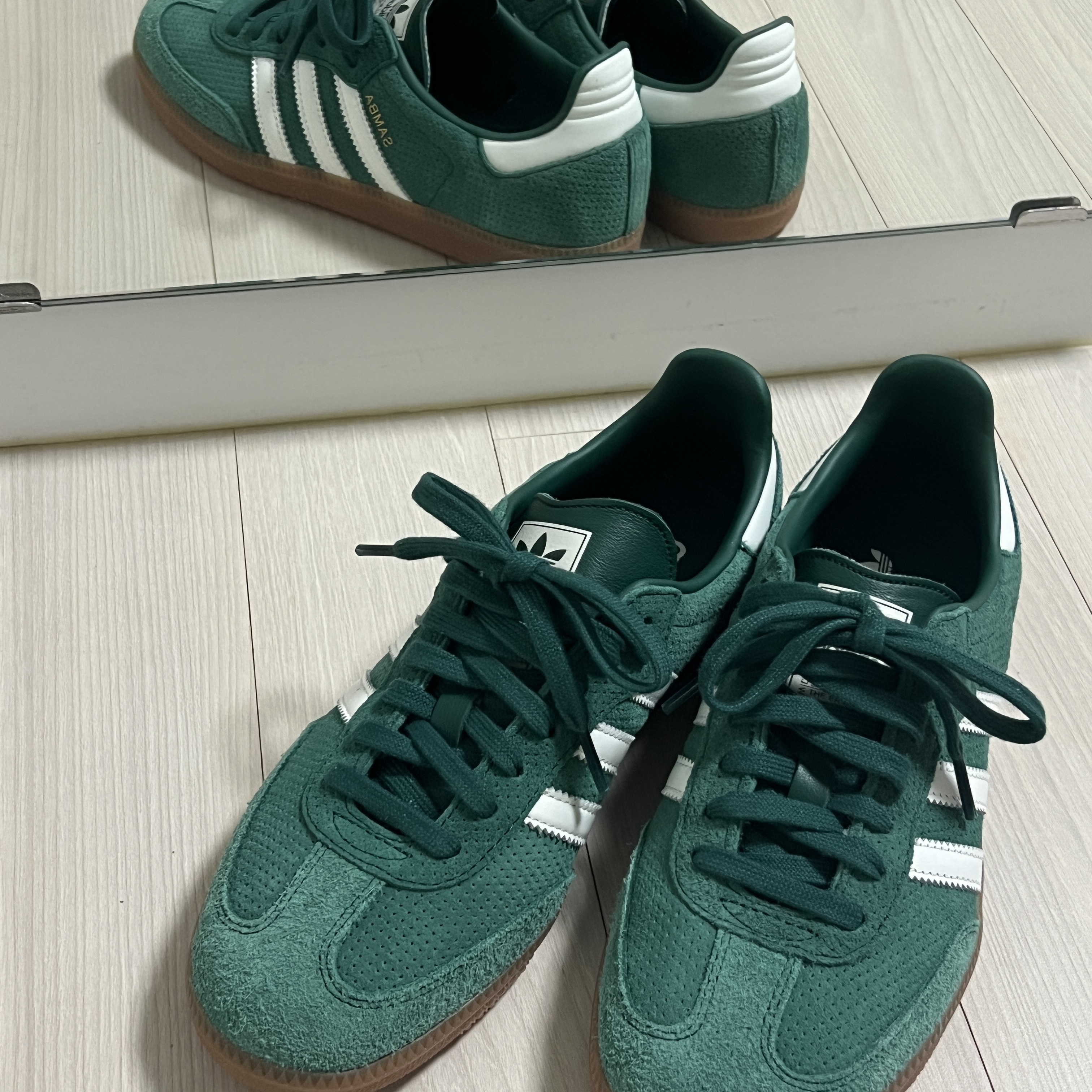 Adidas Samba OG Collegiate Green 착용 스타일