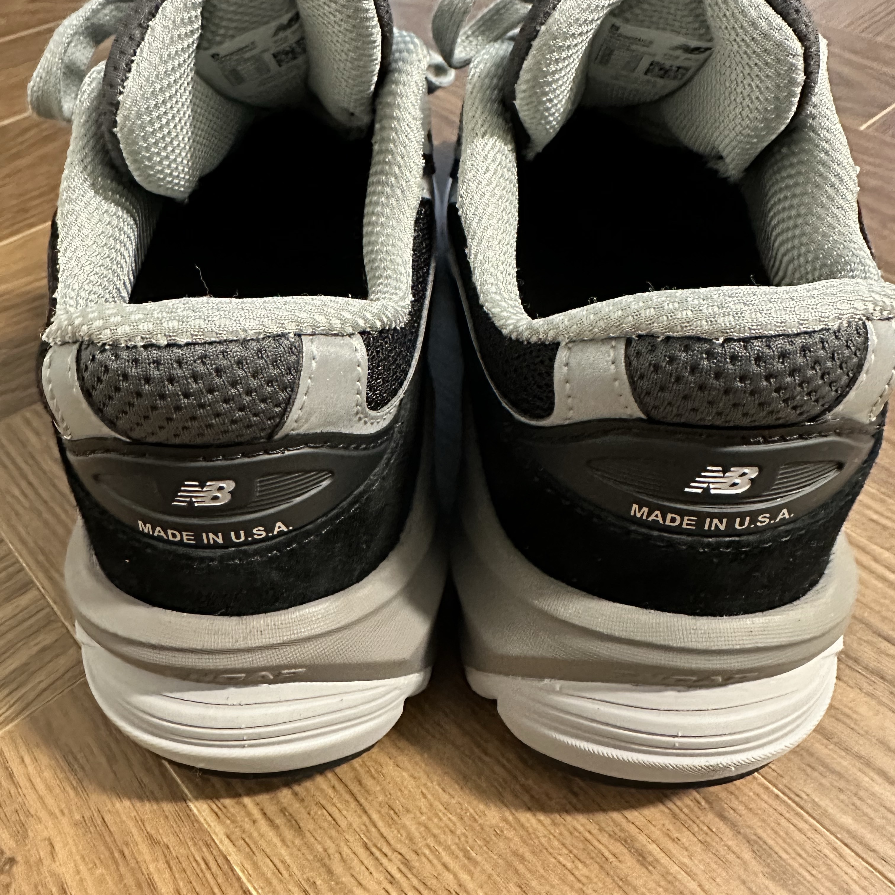 (W) New Balance 990v6 Made in USA Black White - B Standard 착용 스타일 - 3