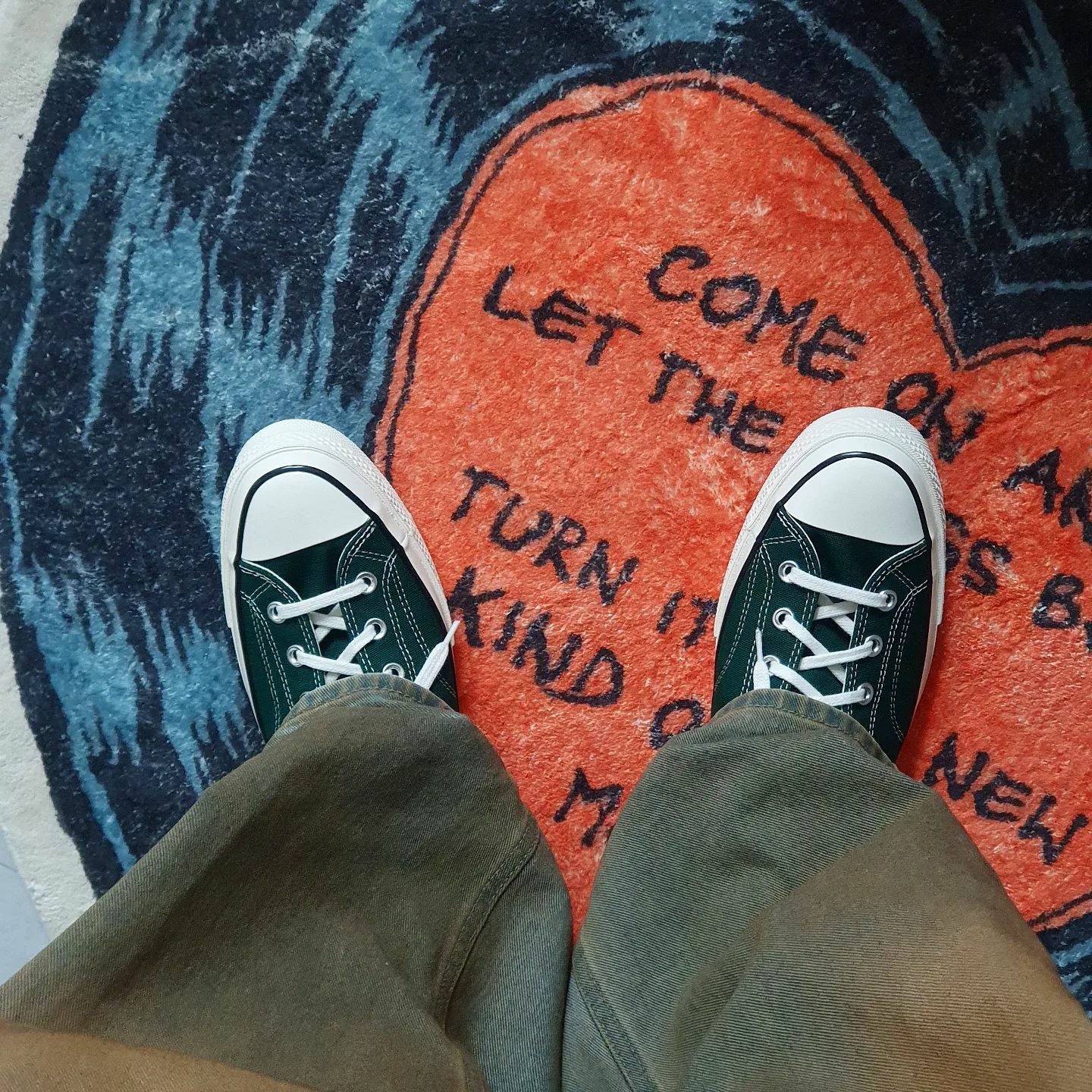 Converse Chuck 70 High Midnight Clover 착용 스타일 - 1
