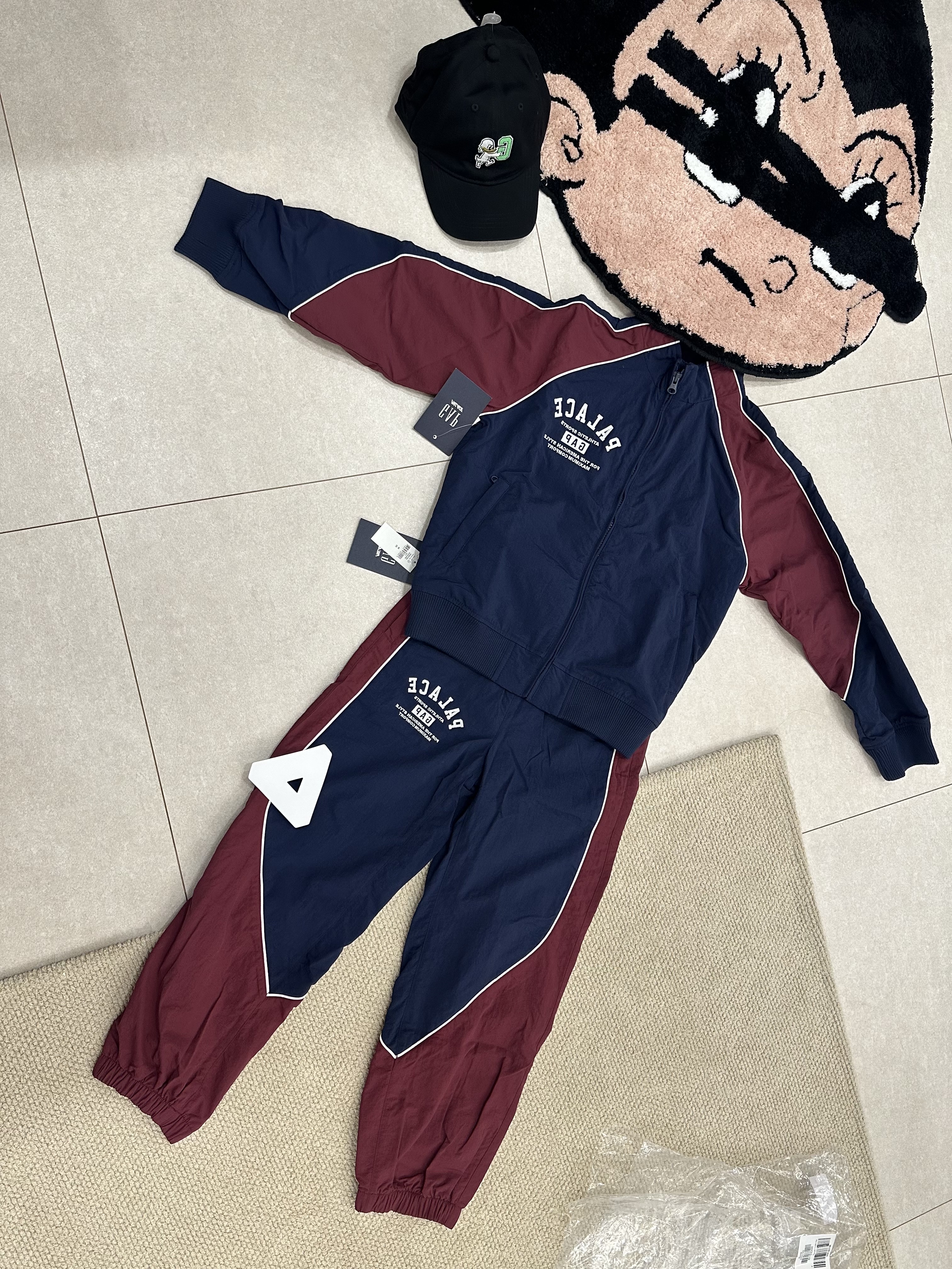 (Kids) Palace x Gap Nylon Track Top Navy Red - 24SS, Palace x Gap Nylon Track Top Navy Red - 24SS 착용 스타일 - 6