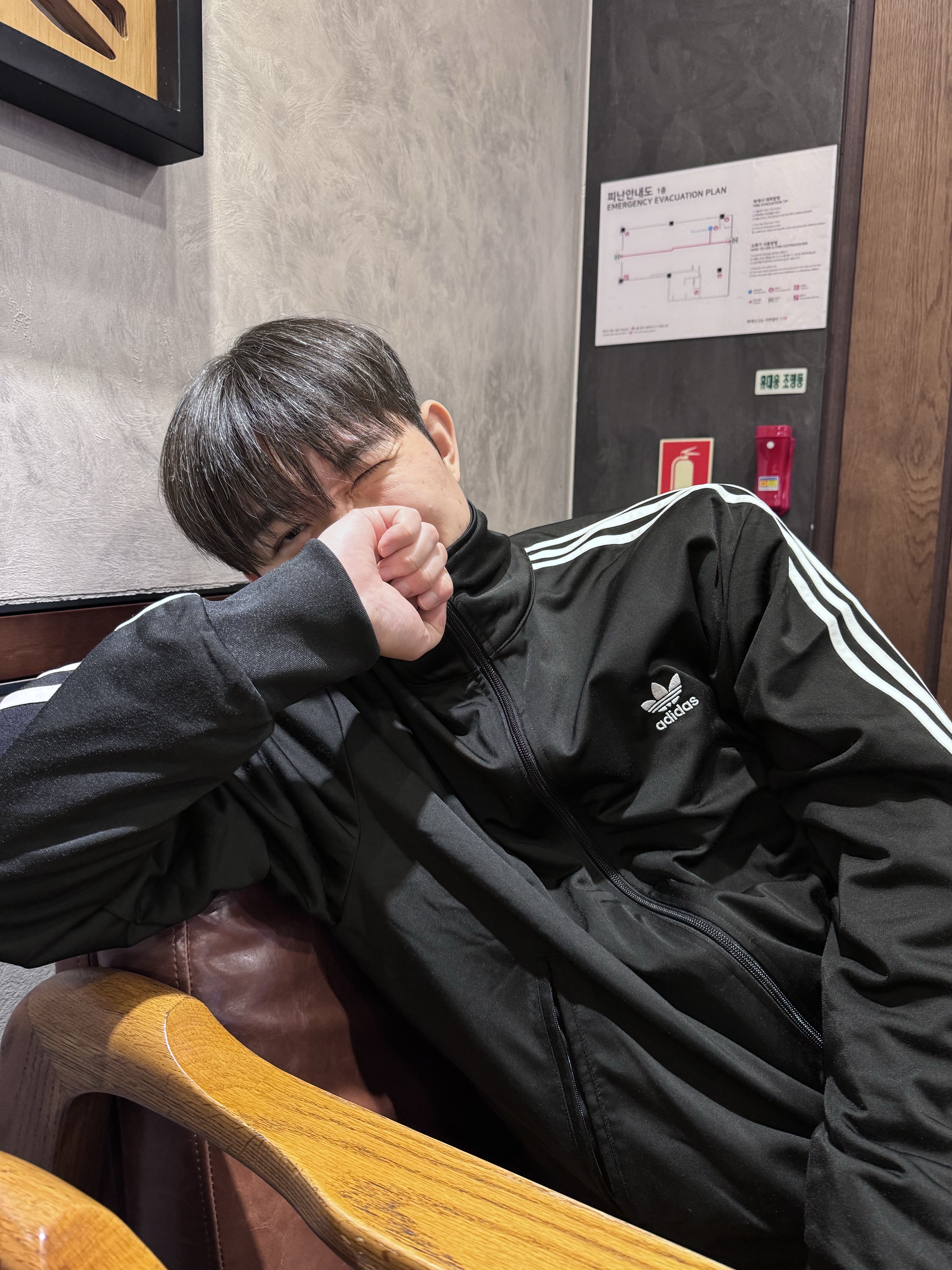 Converse x Drkshdw Turbowpn Egret, Adidas Adicolor Classics Firebird Track Top Black - KR Sizing 착용 스타일 - 5