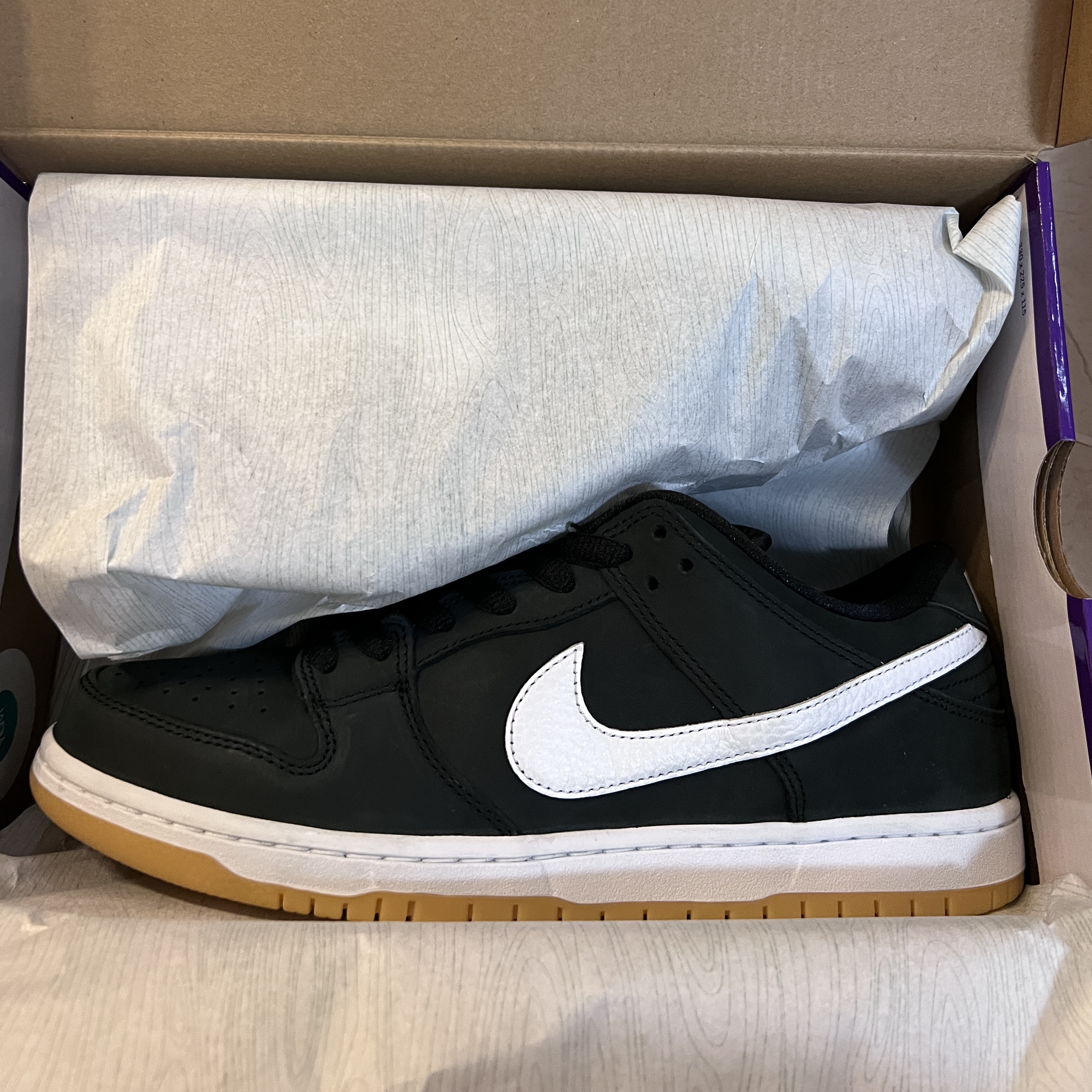 Nike SB Dunk Low Pro Black White 착용 스타일