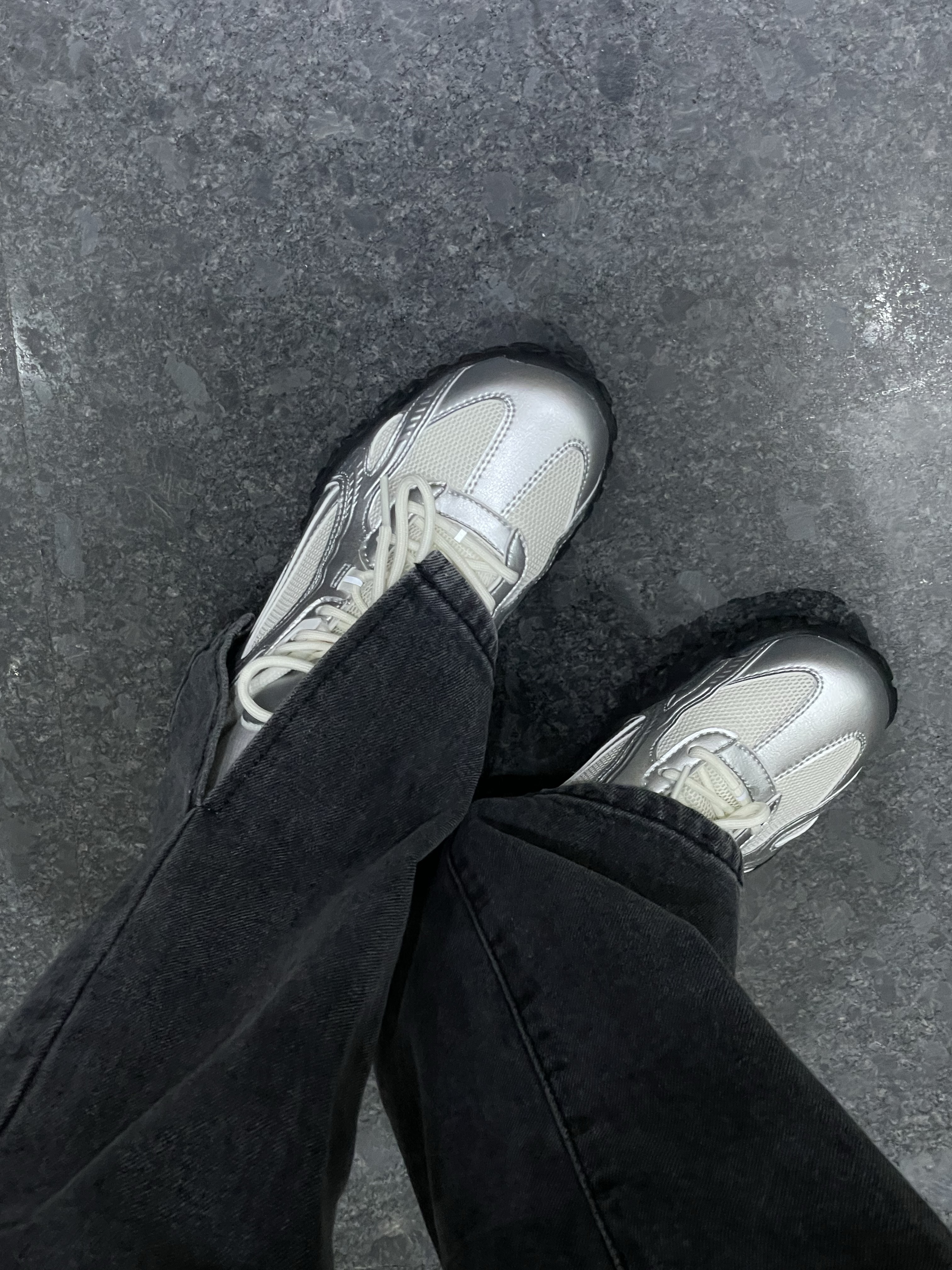 Fila Echappe MS Silver Moon 착용 스타일 - 4