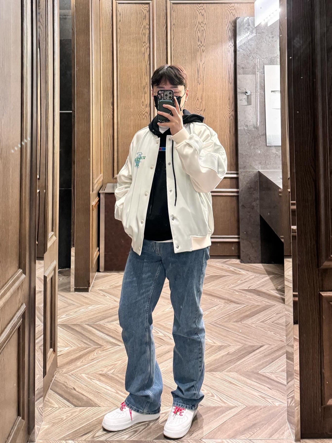 Off-White Weed Arrow Oversized Hoodie Black, Wooyoungmi Long Straight Denim Pants Blue -23FW 착용 스타일 - 2