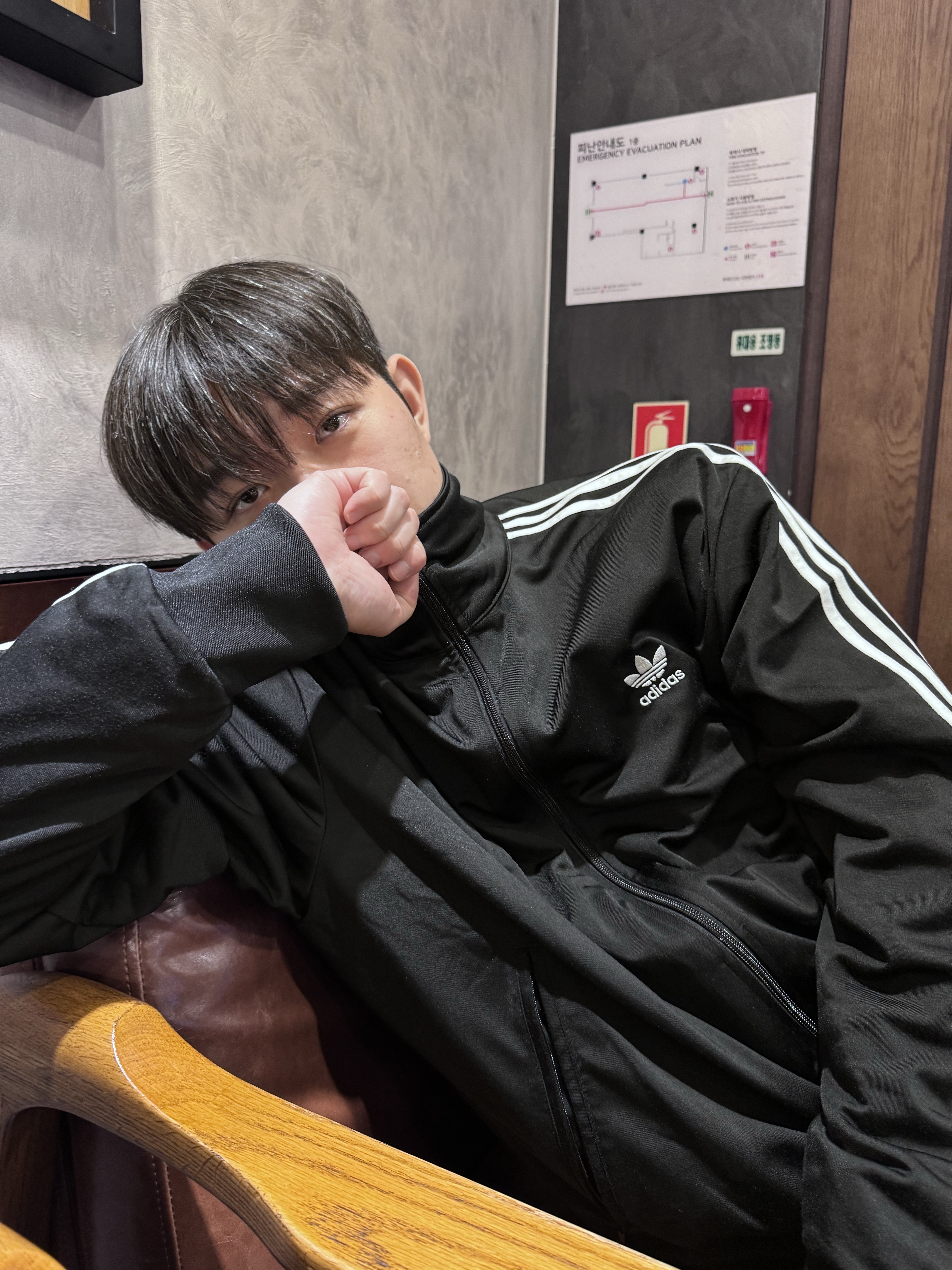 Converse x Drkshdw Turbowpn Egret, Adidas Adicolor Classics Firebird Track Top Black - KR Sizing 착용 스타일 - 4