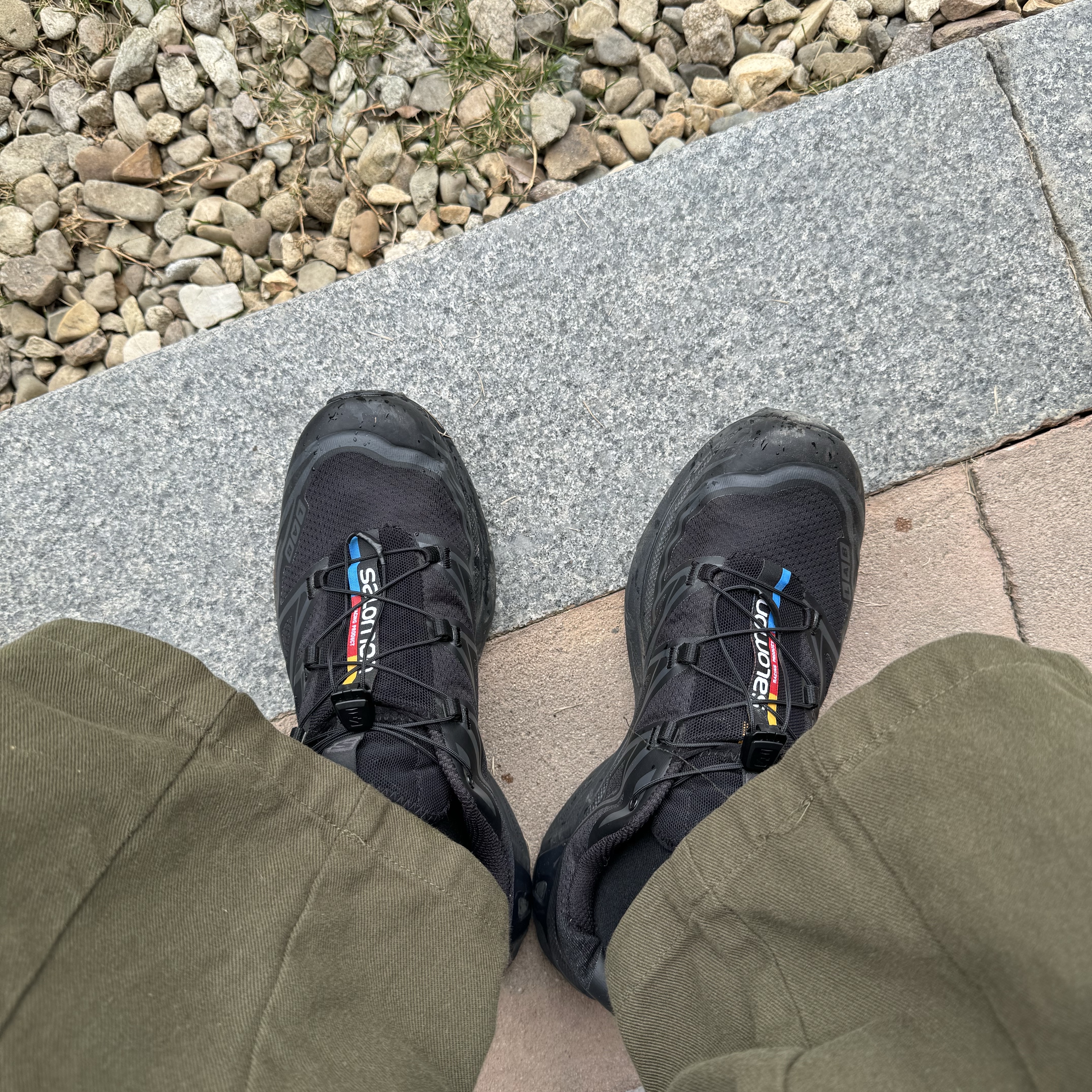 Salomon XT-6 ADV Black 착용 스타일