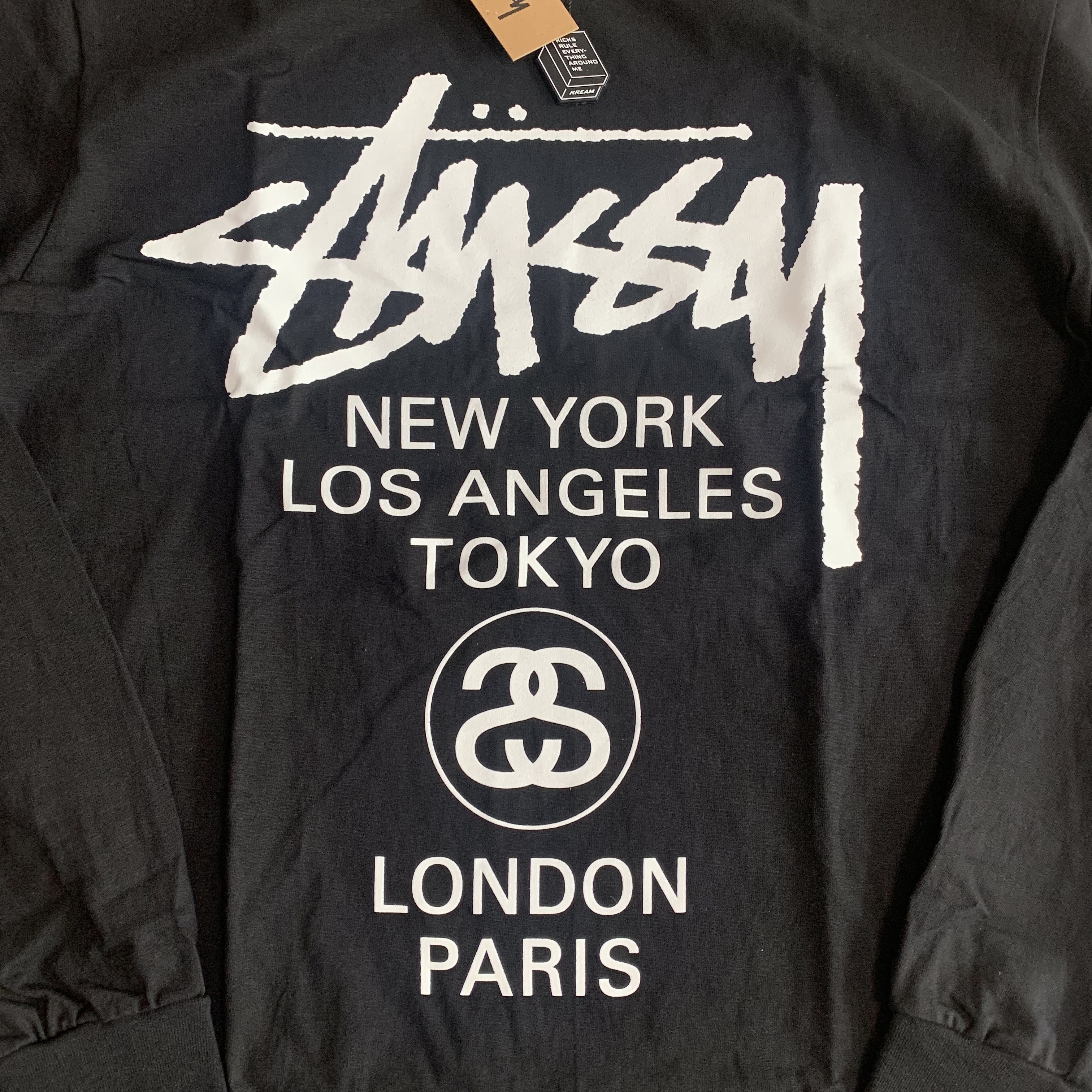 Stussy World Tour LS T-Shirt Black 착용 스타일 - 2