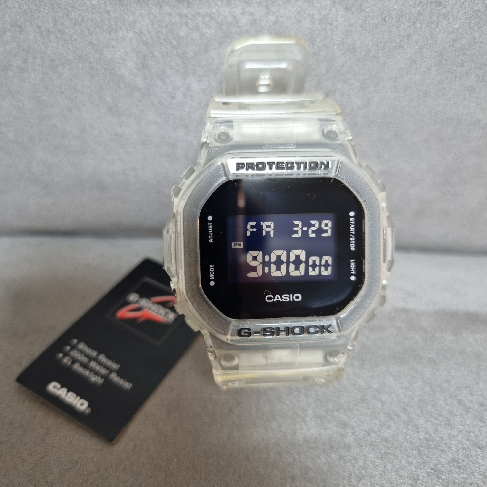 Casio G-Shock DW-5600SKE-7 착용 스타일 - 1
