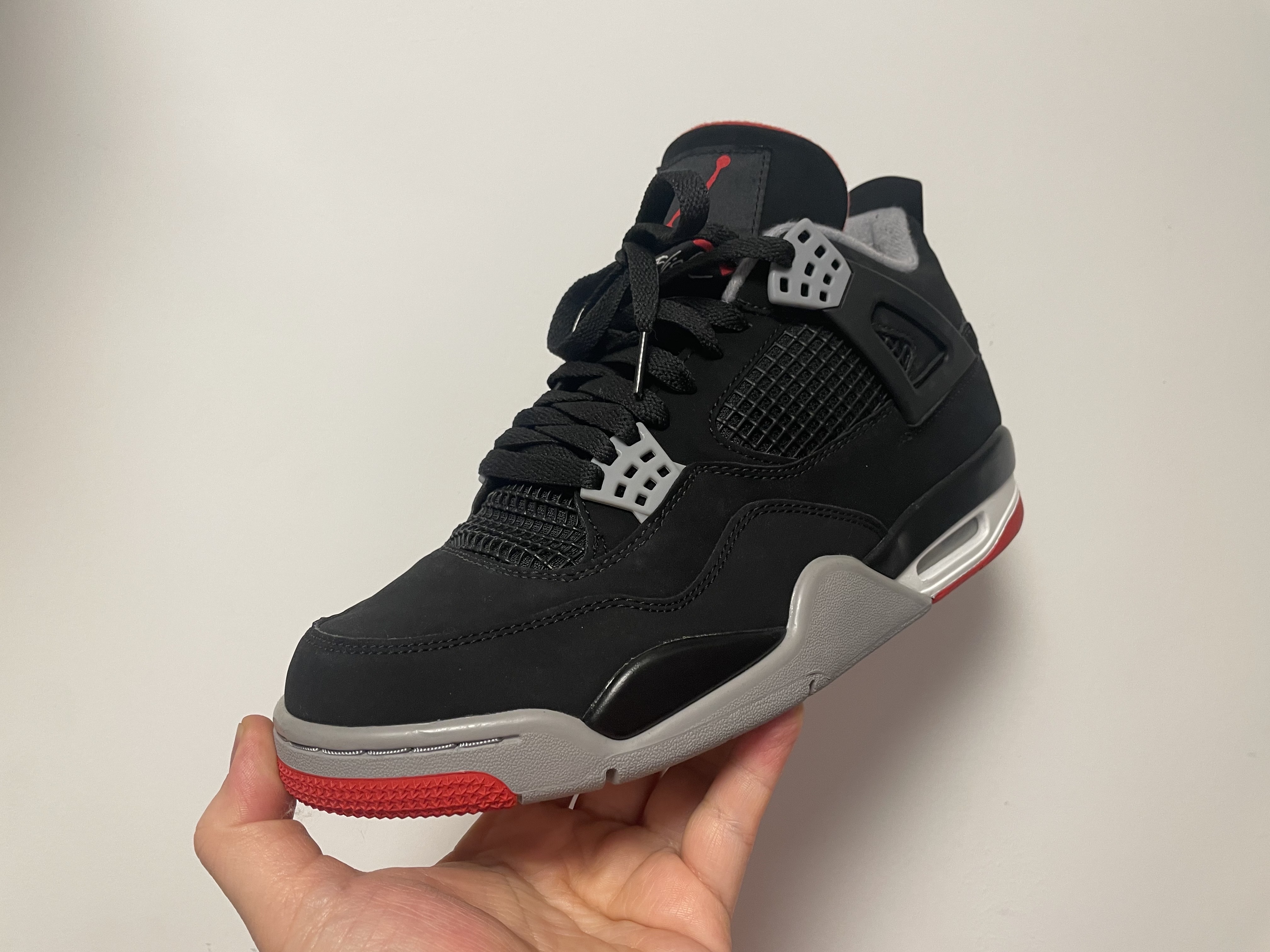 Jordan 4 Retro Bred 2019 착용 스타일 - 2