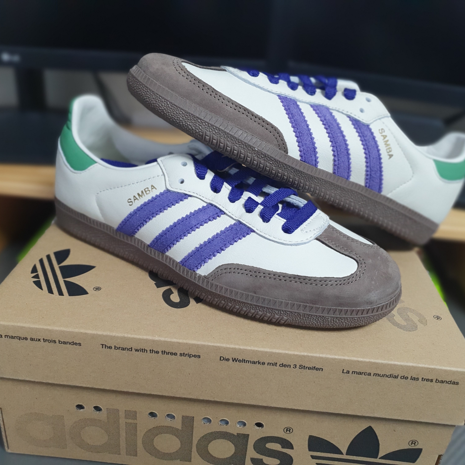 (W) Adidas Samba OG Off White Collegiate Purple 착용 스타일