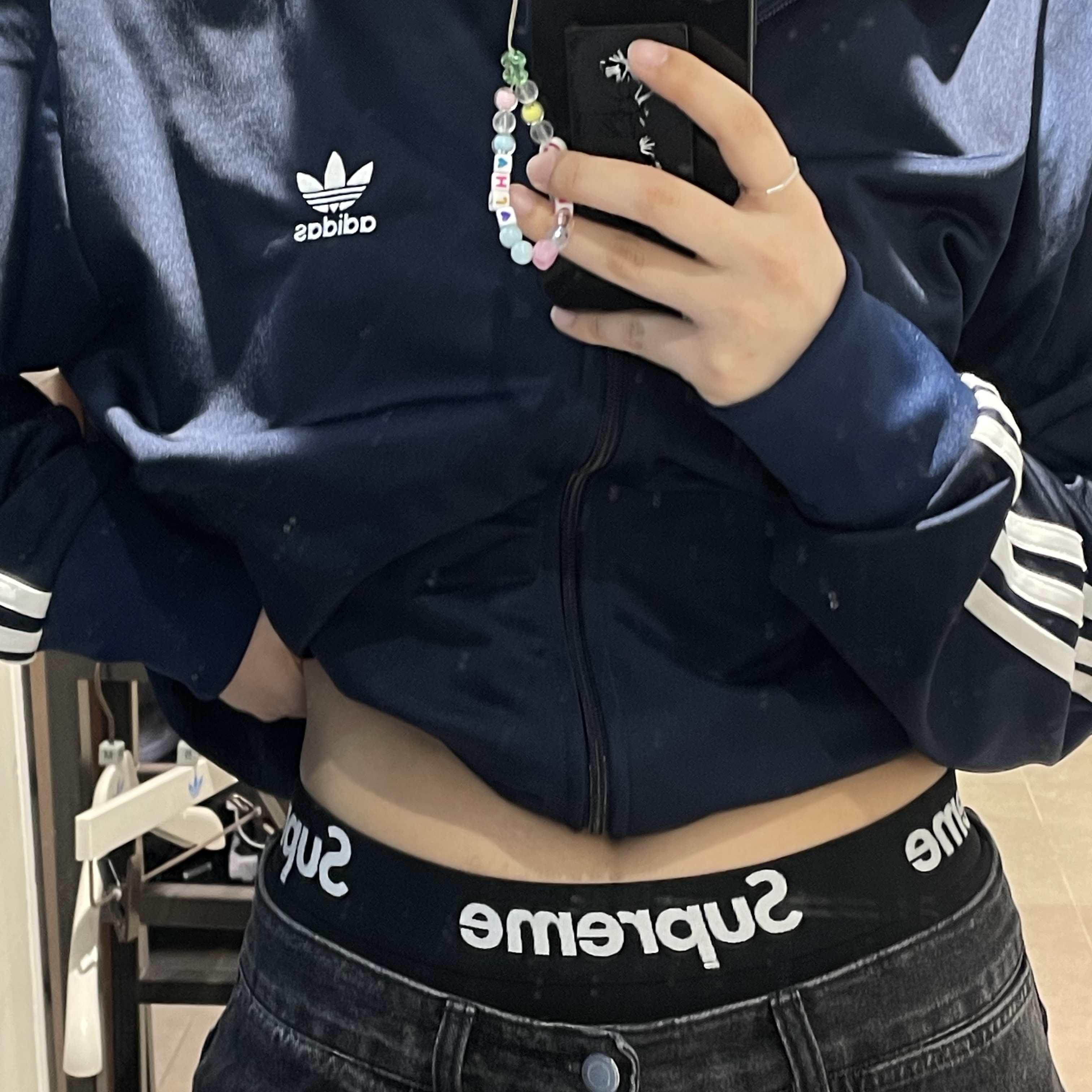 Supreme Hanes Boxer Briefs Black (4 Pack), Adidas Adicolor Classic Firebird Track Top Dark Blue - KR Sizing 착용 스타일