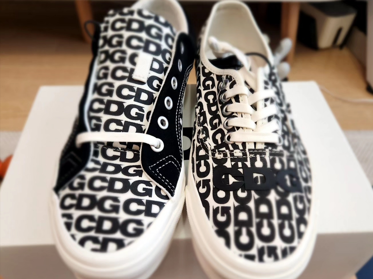 Vans Vault x CDG OG Authentic LX White Black, Vans Vault x CDG Lampin LX 2021 착용 스타일 - 4