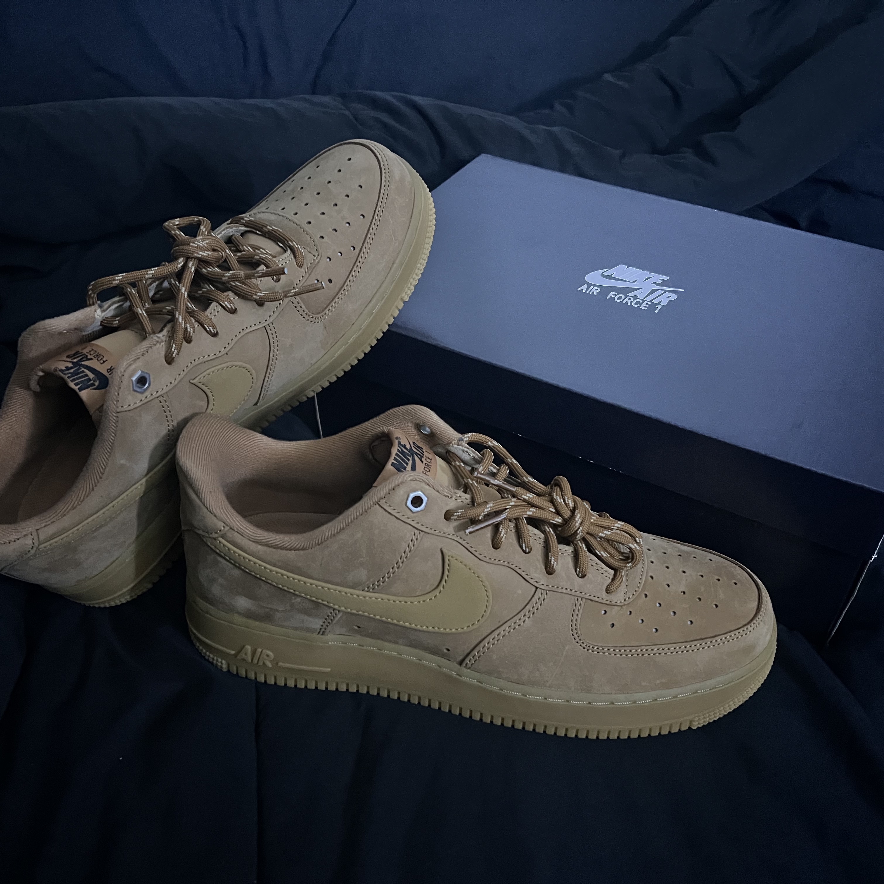 Nike Air Force 1 '07 WB Flax 착용 스타일