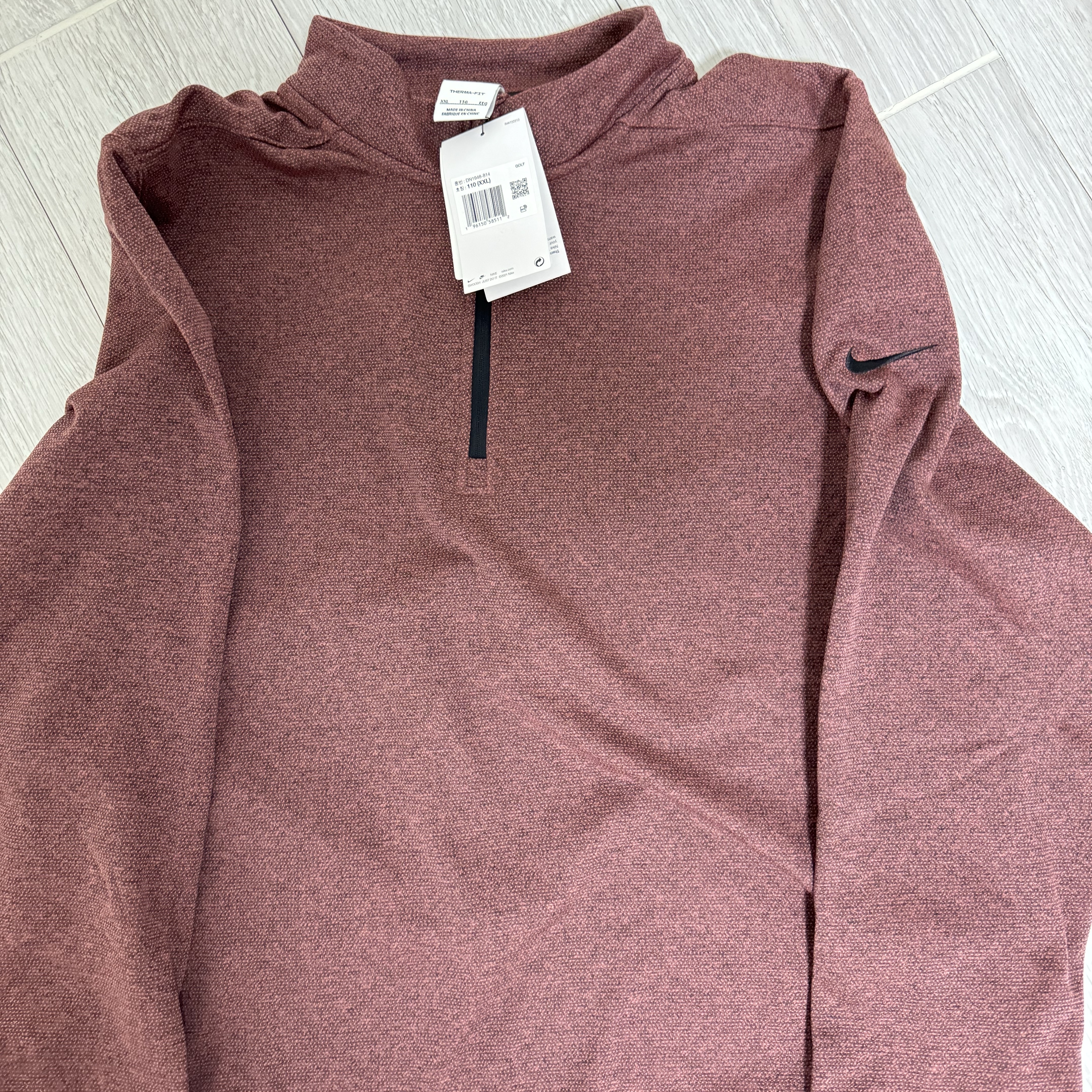 Nike Therma-FIT Victory 1/4 Zip Golf Top Magic Amber - Asia 착용 스타일