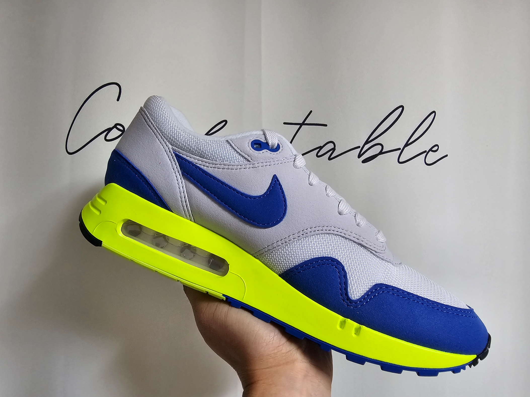 Nike Air Max 1 '86 OG Royal Volt 착용 스타일 - 2