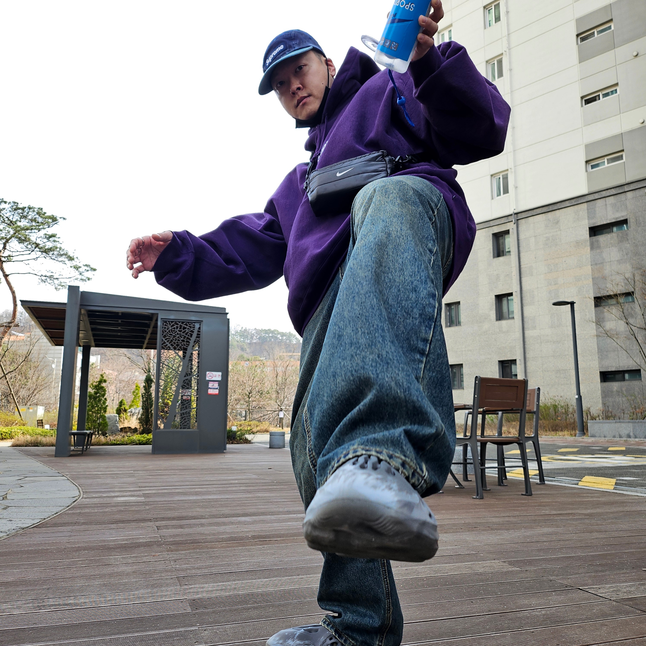 Supreme Box Logo Hooded Sweatshirt Dark Purple - 23FW, Supreme Pigment 2-Tone Camp Cap Navy - 24SS 착용 스타일 - 2