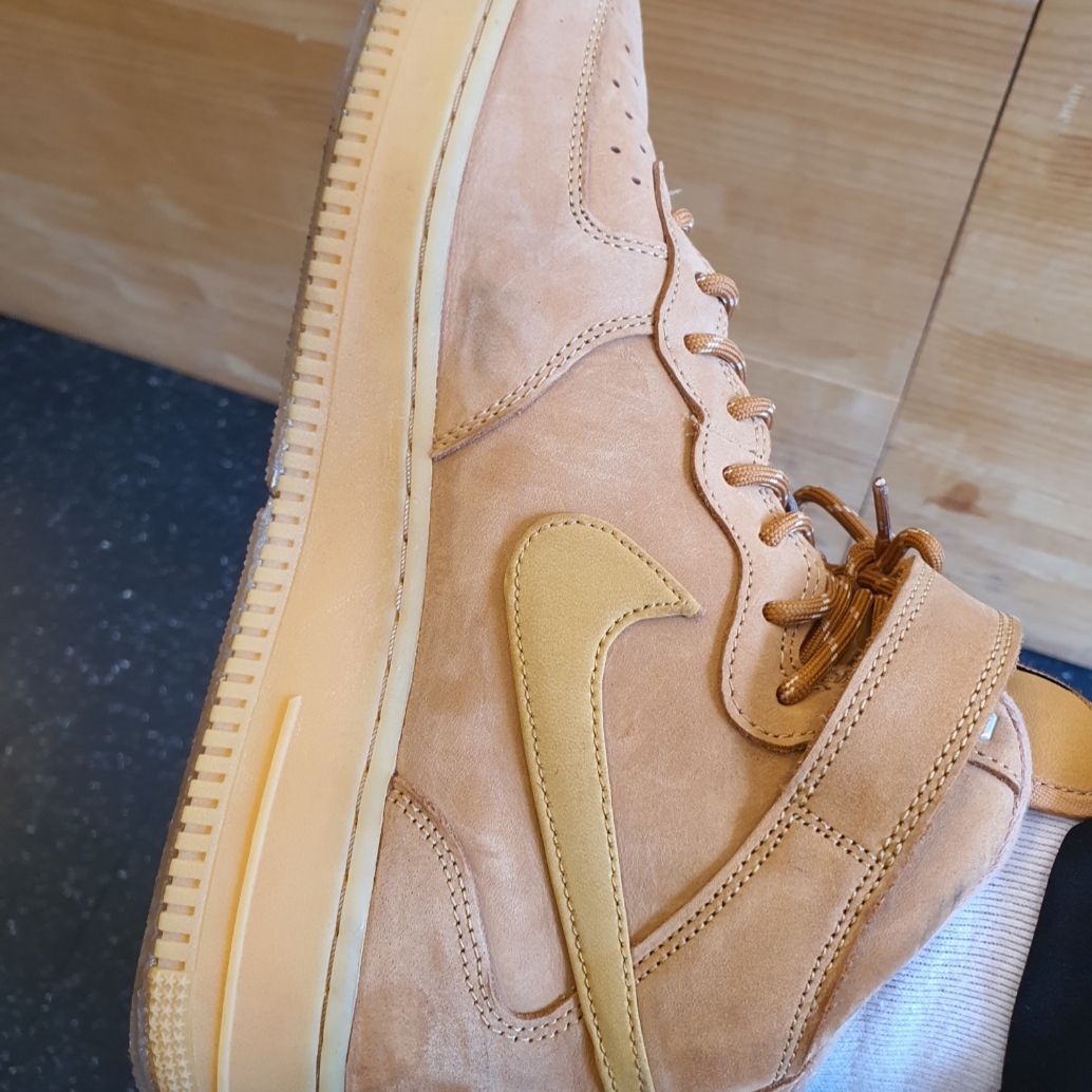 Nike Air Force 1 Mid '07 WB Flax 착용 스타일 - 3