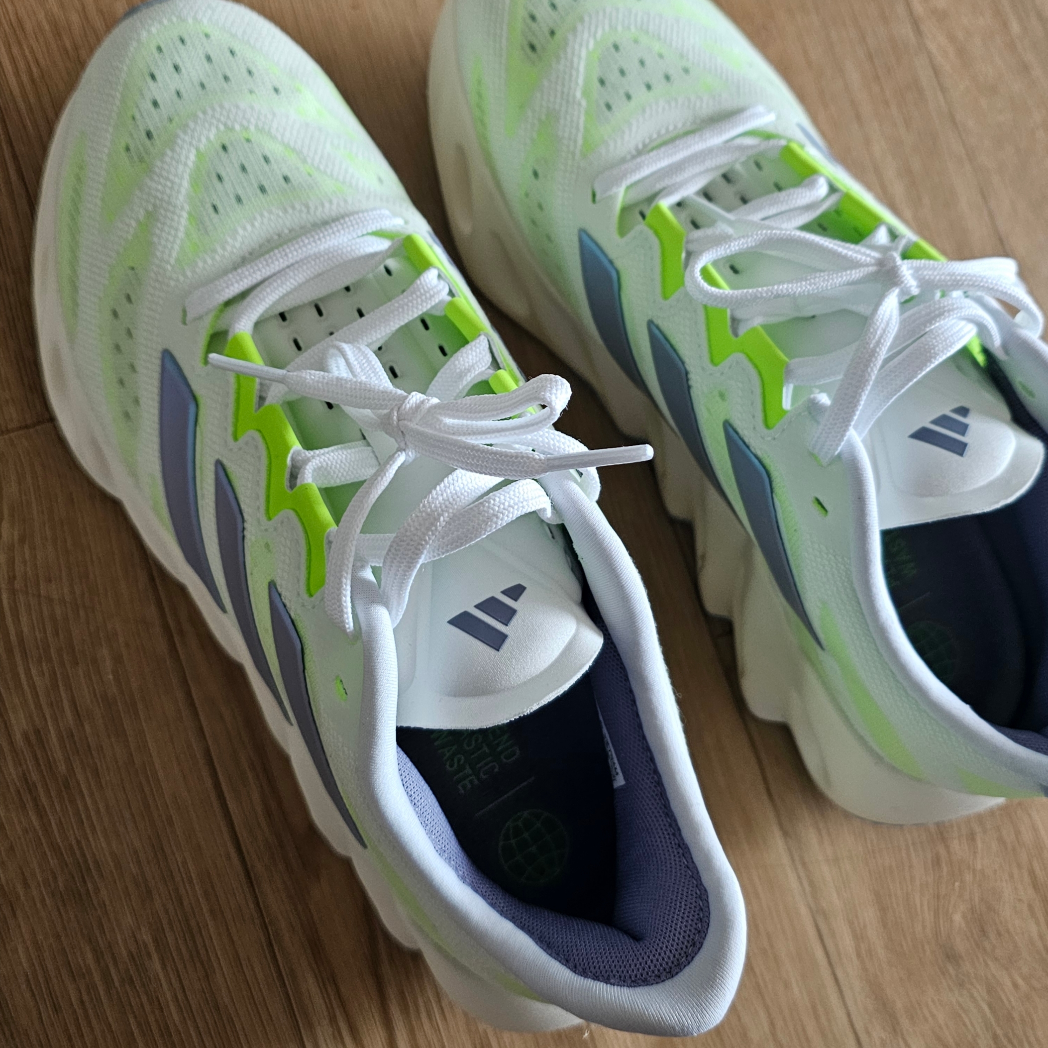 Adidas Switch FWD Running Shoes Cloud White 착용 스타일 - 1