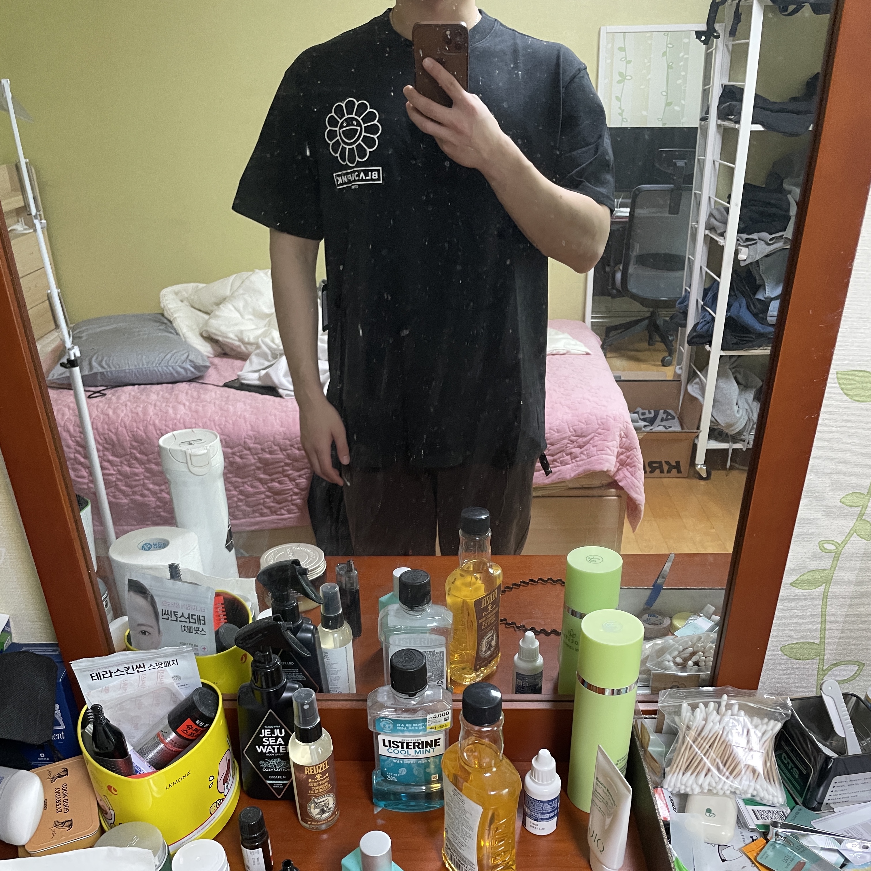 Kaikai Kiki x Blackpink ComplexCon Seoul Exclusive T-Shirt Black 착용 스타일