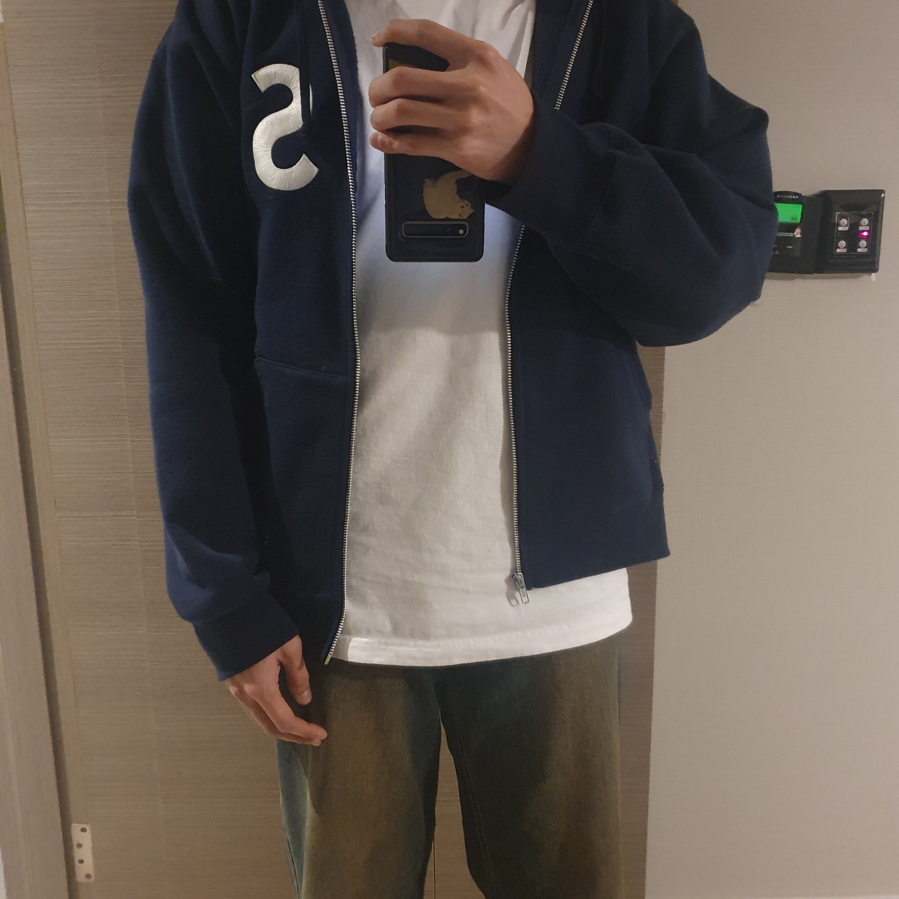 Supreme S Logo Zip Up Hooded Sweatshirt Navy - 23FW 착용 스타일