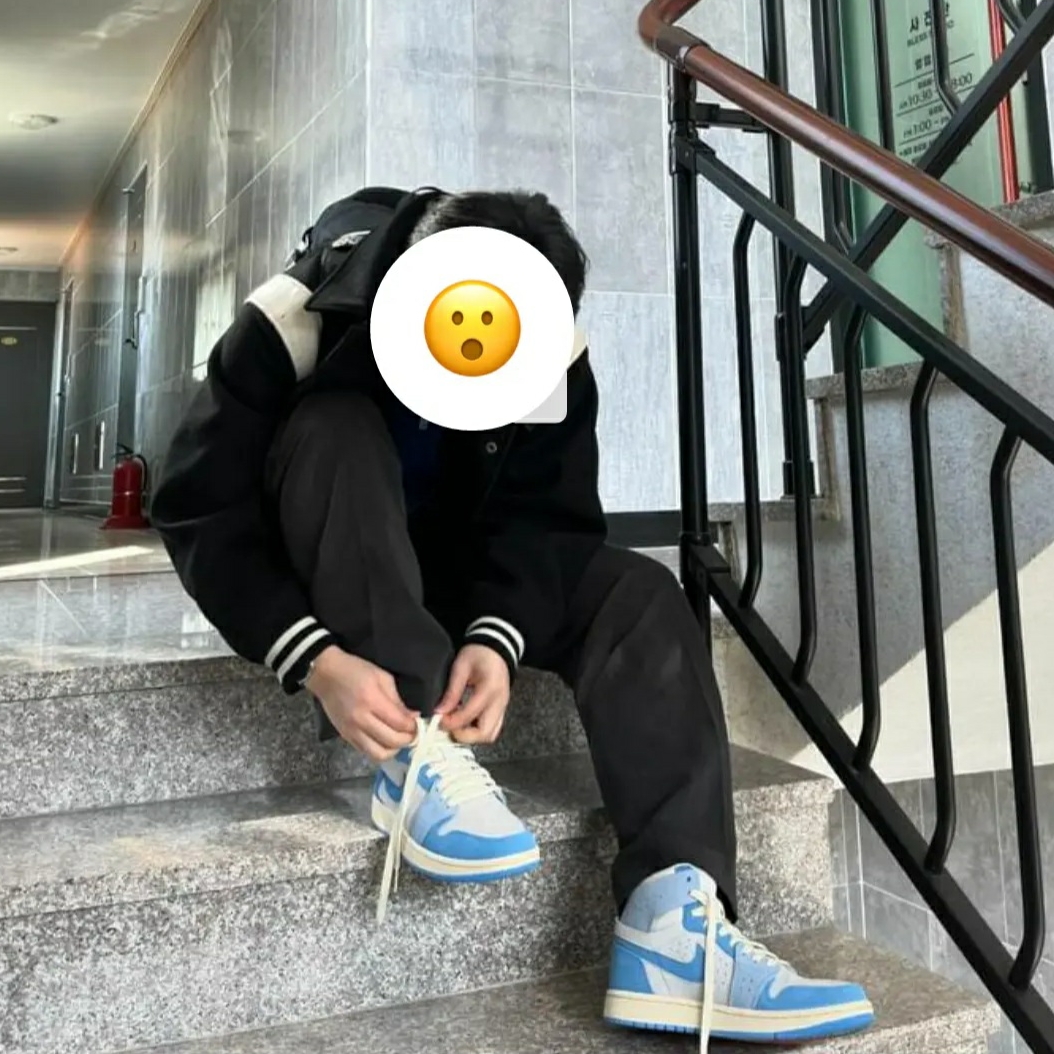 (W) Jordan 1 Zoom Air CMFT 2 Phantom University Blue, Casio A-158WA-1 착용 스타일 - 3