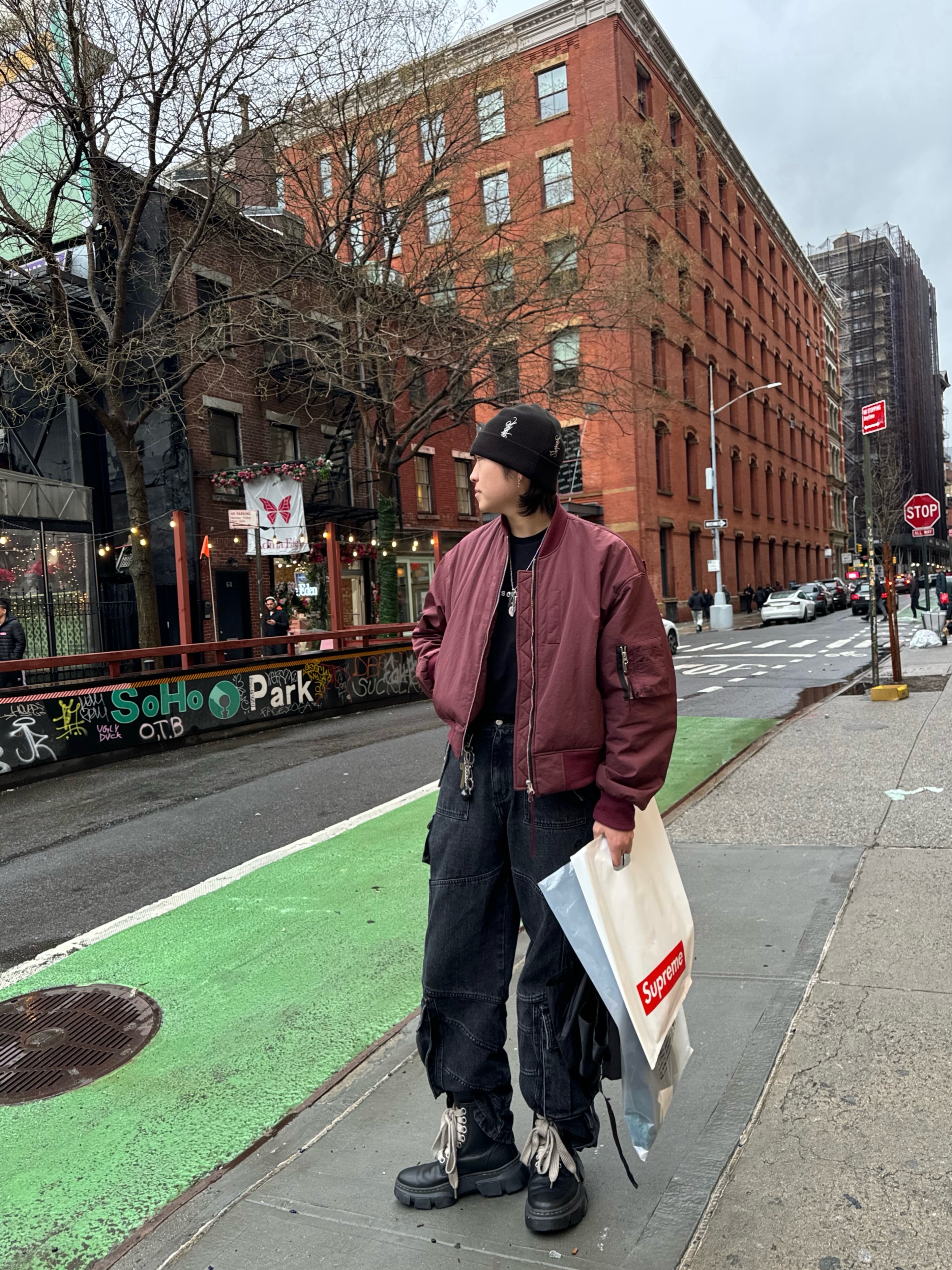 Stussy x Dries Van Noten Wool Blend Military Parka Black, Dr. Martens x Rick Owens 1460 DMXL Jumbo Lace Boots Black 착용 스타일 - 7