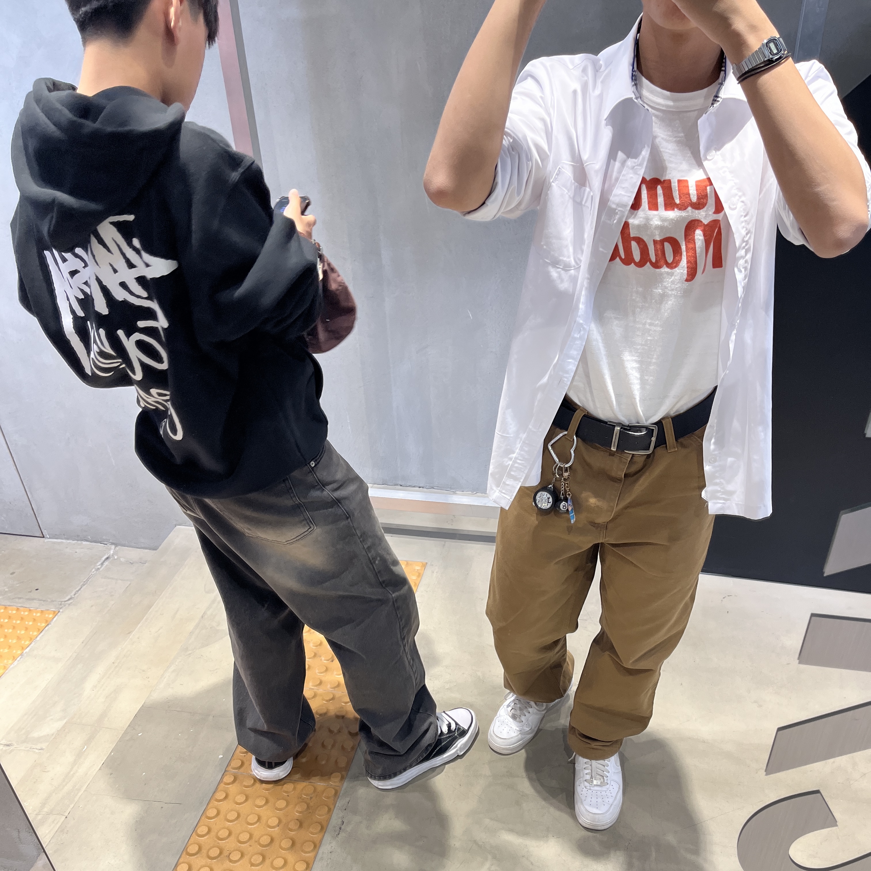 Maison Mihara Yasuhiro Peterson OG Sole Canvas Low Sneakers Black, Human Made Graphic T-Shirt #11 White 착용 스타일 - 2