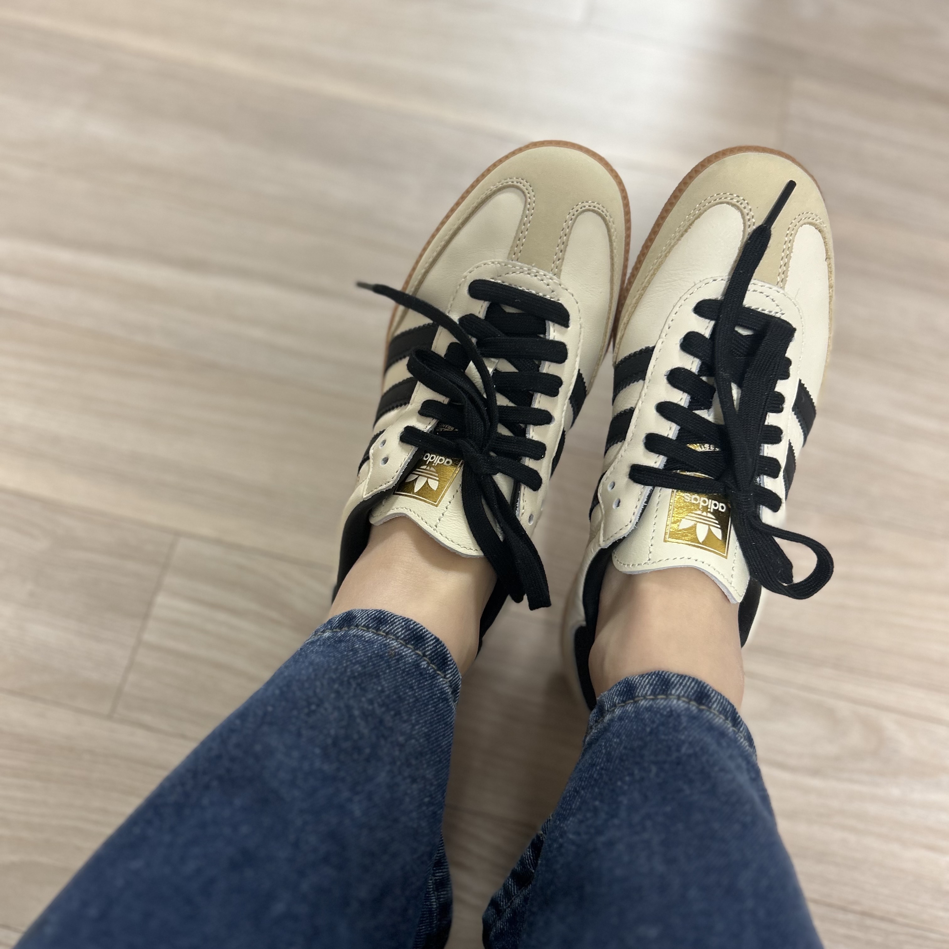 (W) Adidas Samba OG Cream White Core Black 착용 스타일