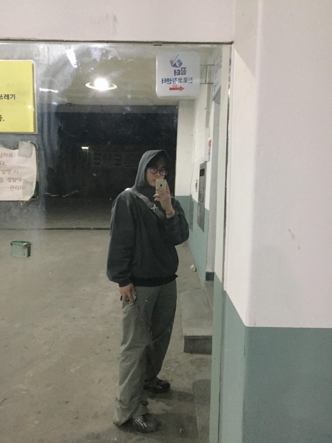 Sansan Gear Layer Pants Khaki - 23FW 착용 스타일 - 1