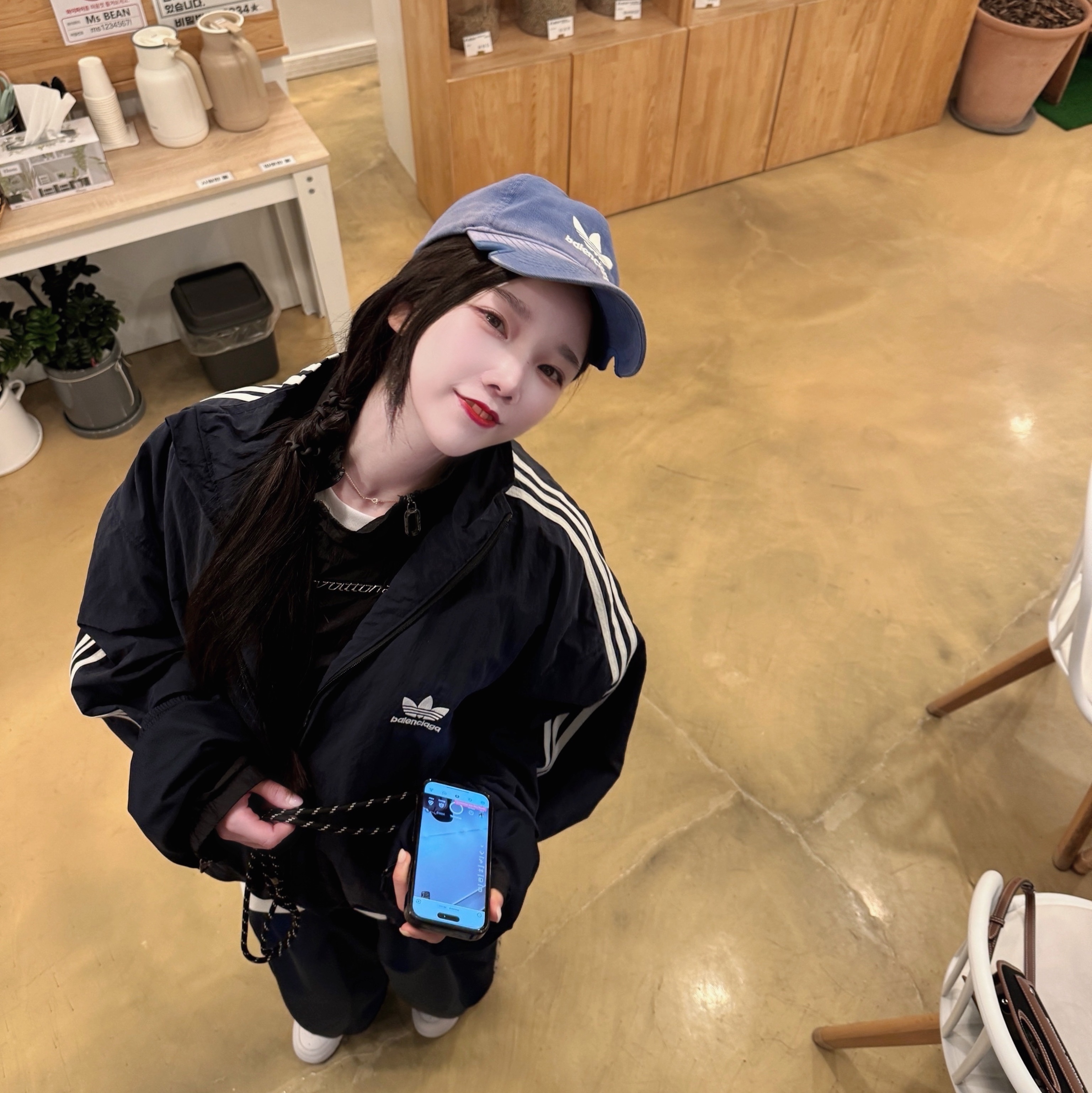 Balenciaga x Adidas Cap Black, Balenciaga x Adidas Performance Poplin Tracksuit Jacket Black 착용 스타일