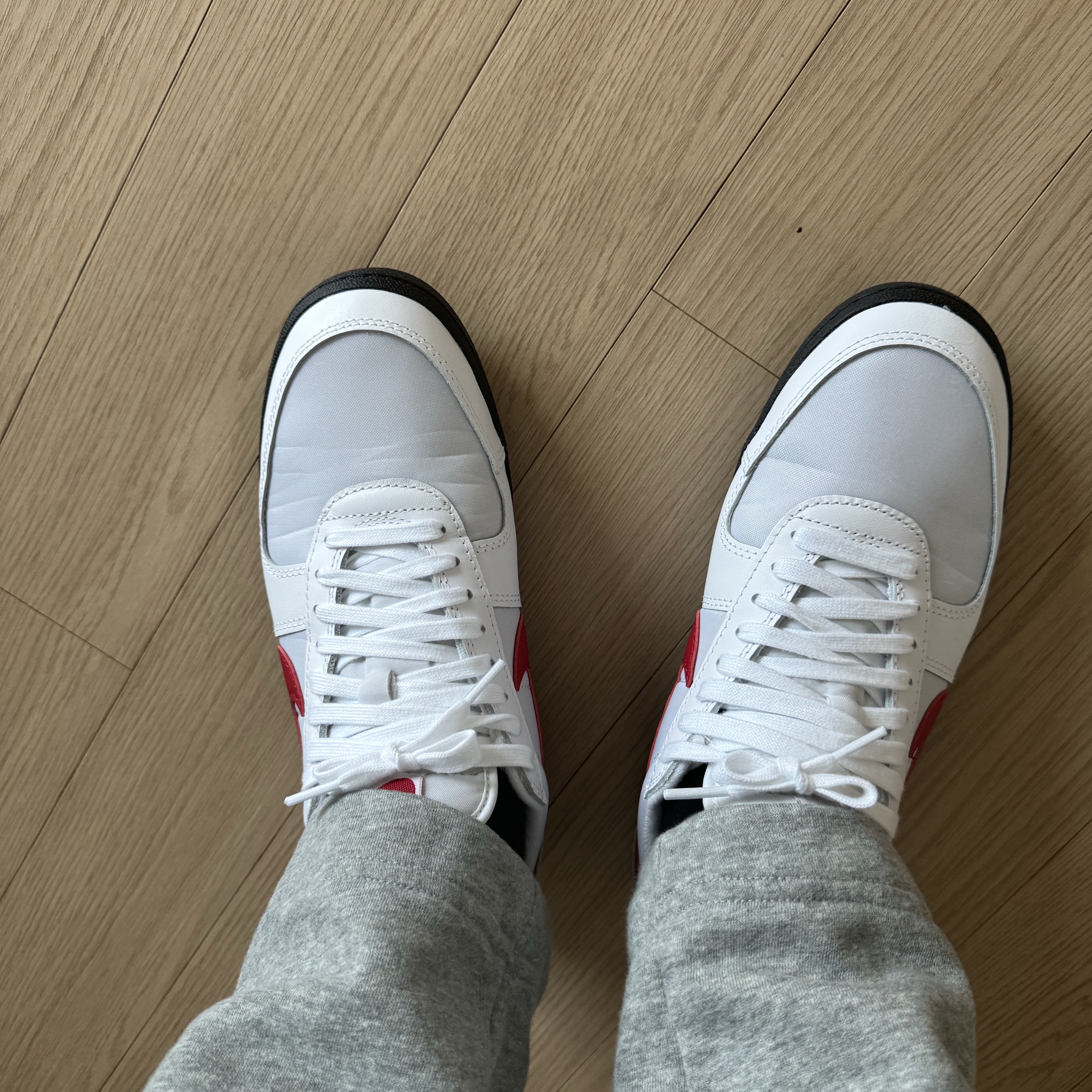 Nike Field General 82 SP White and Varsity Red 착용 스타일 - 1