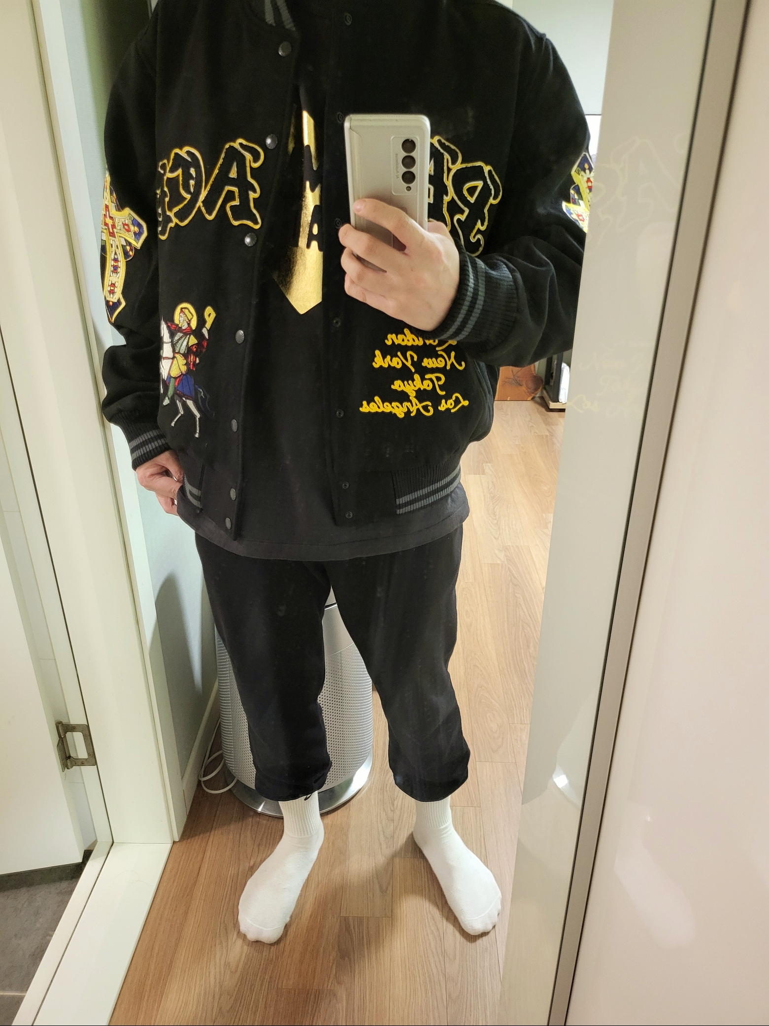 Human Made Graphic T-Shirt #18 Black, Palace Saints Varsity Jacket Black - 24SS 착용 스타일