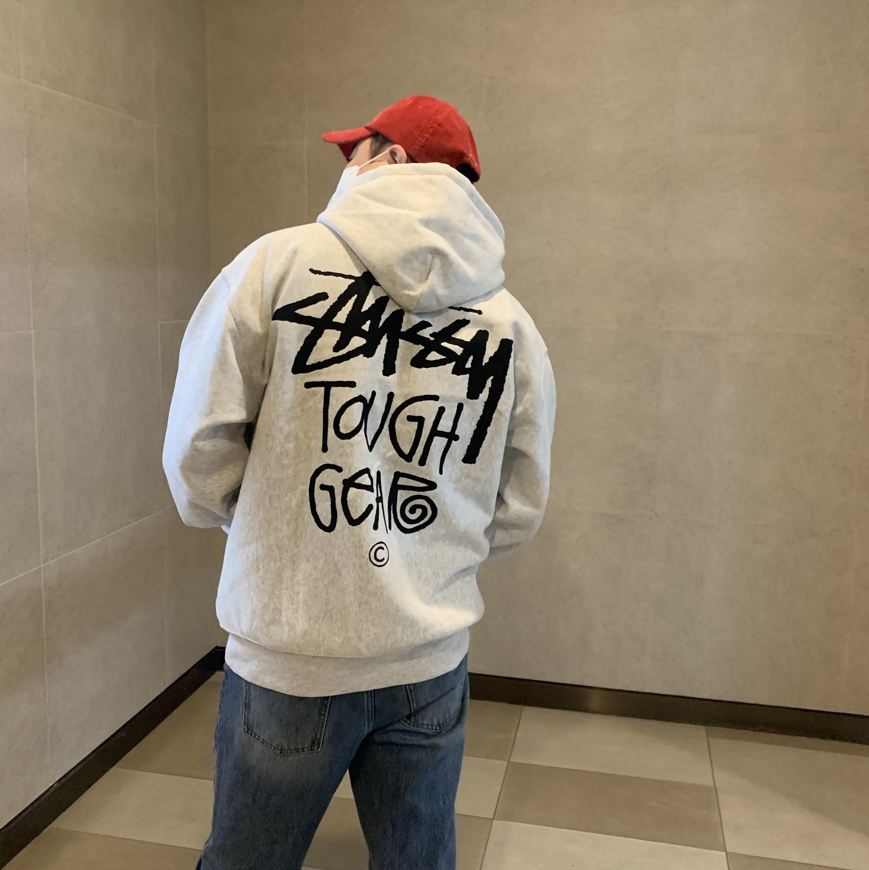 Stussy Tough Gear Hoodie Ash Heather, Emis New Logo Corduroy Emis Cap Red 착용 스타일
