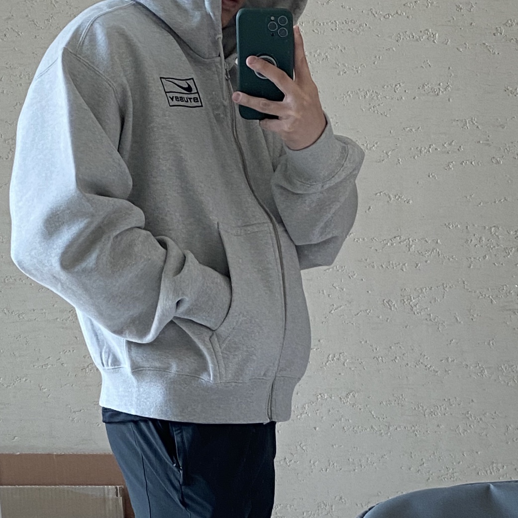 Nike x Stussy Full Zip Fleece Hoodie Grey Heather (FJ9181-050) 착용 스타일