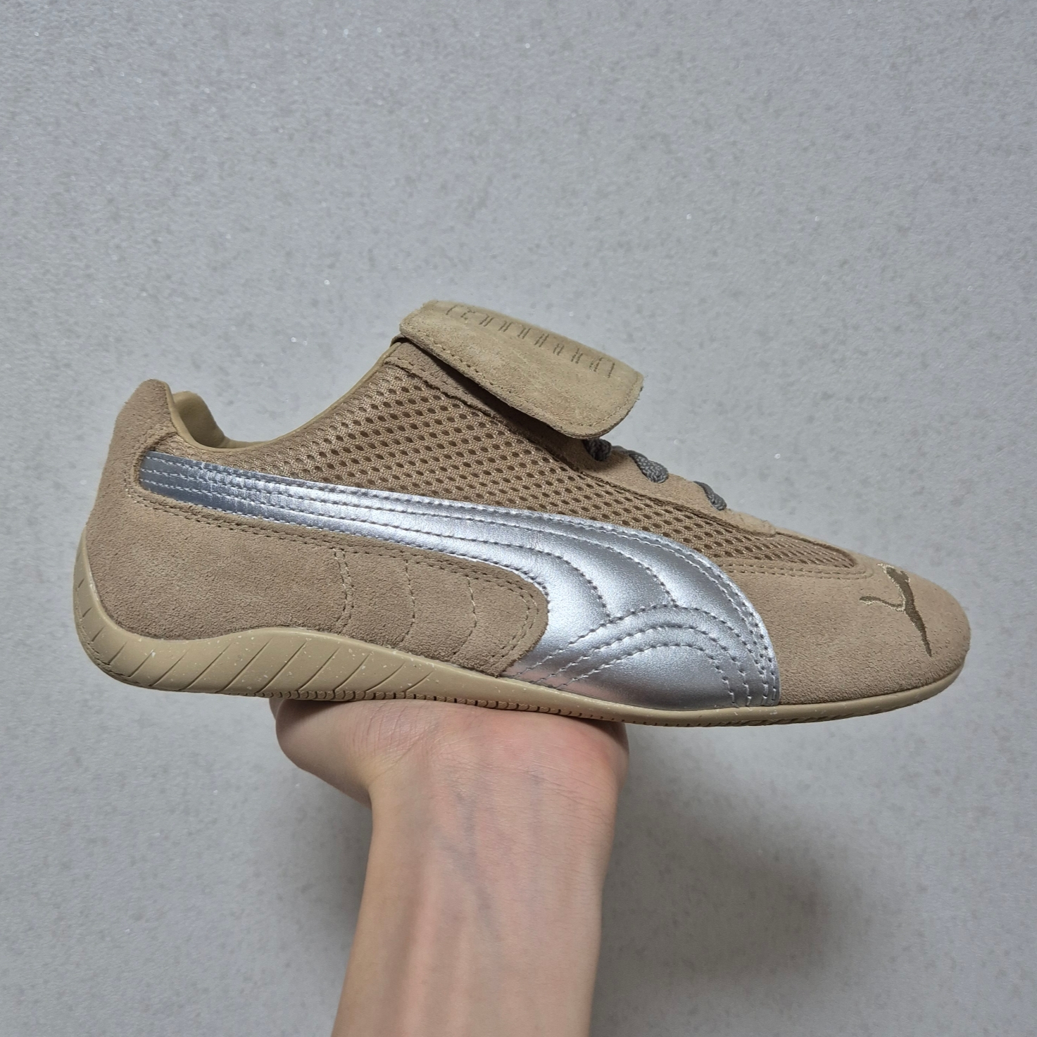Puma x Open Yy Speedcat Prairie Tan Matte Silver 착용 스타일