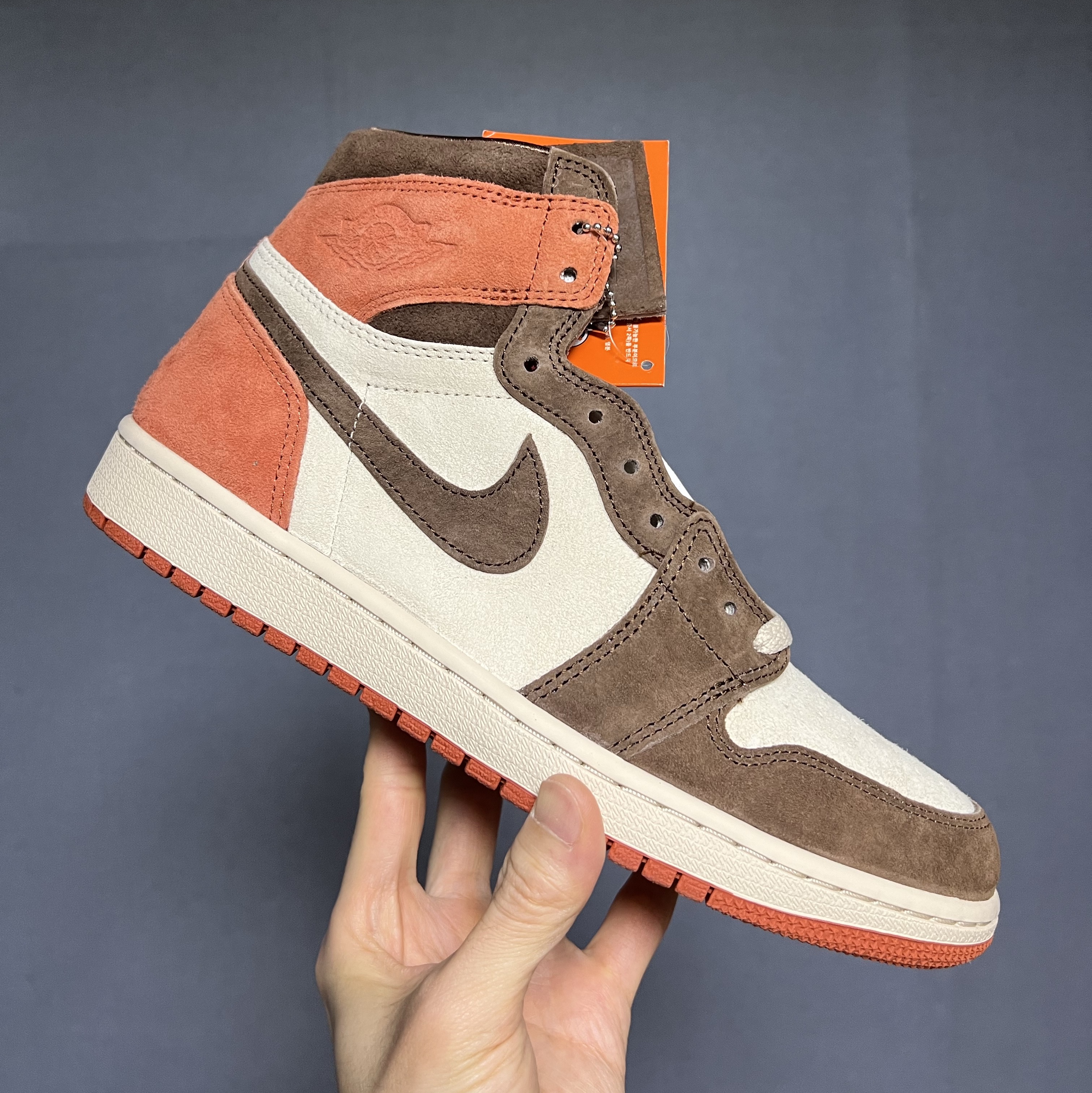 (W) Jordan 1 Retro High OG SP Cacao Wow Sanddrift 착용 스타일