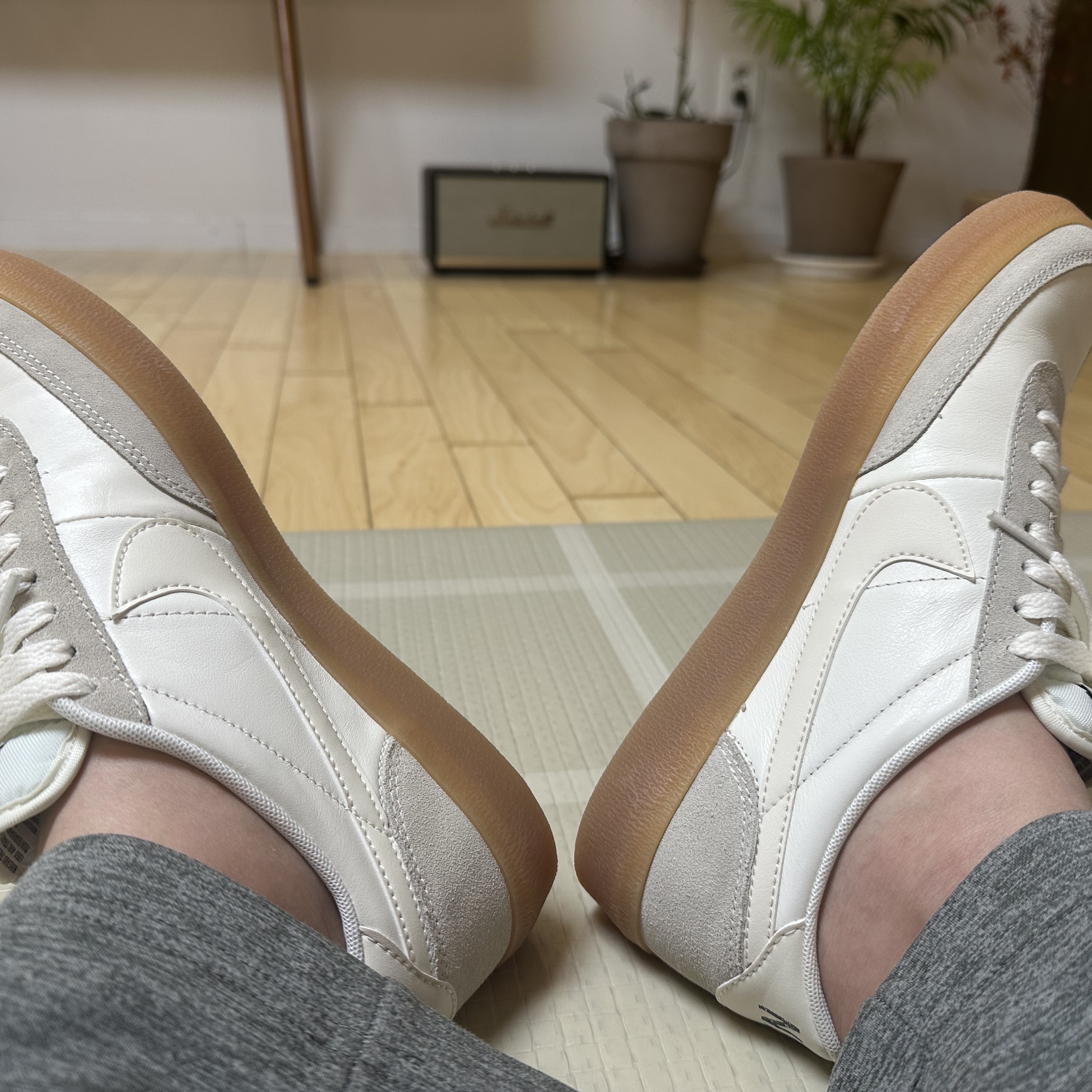 Nike Killshot 2 Leather Sail Gum 착용 스타일