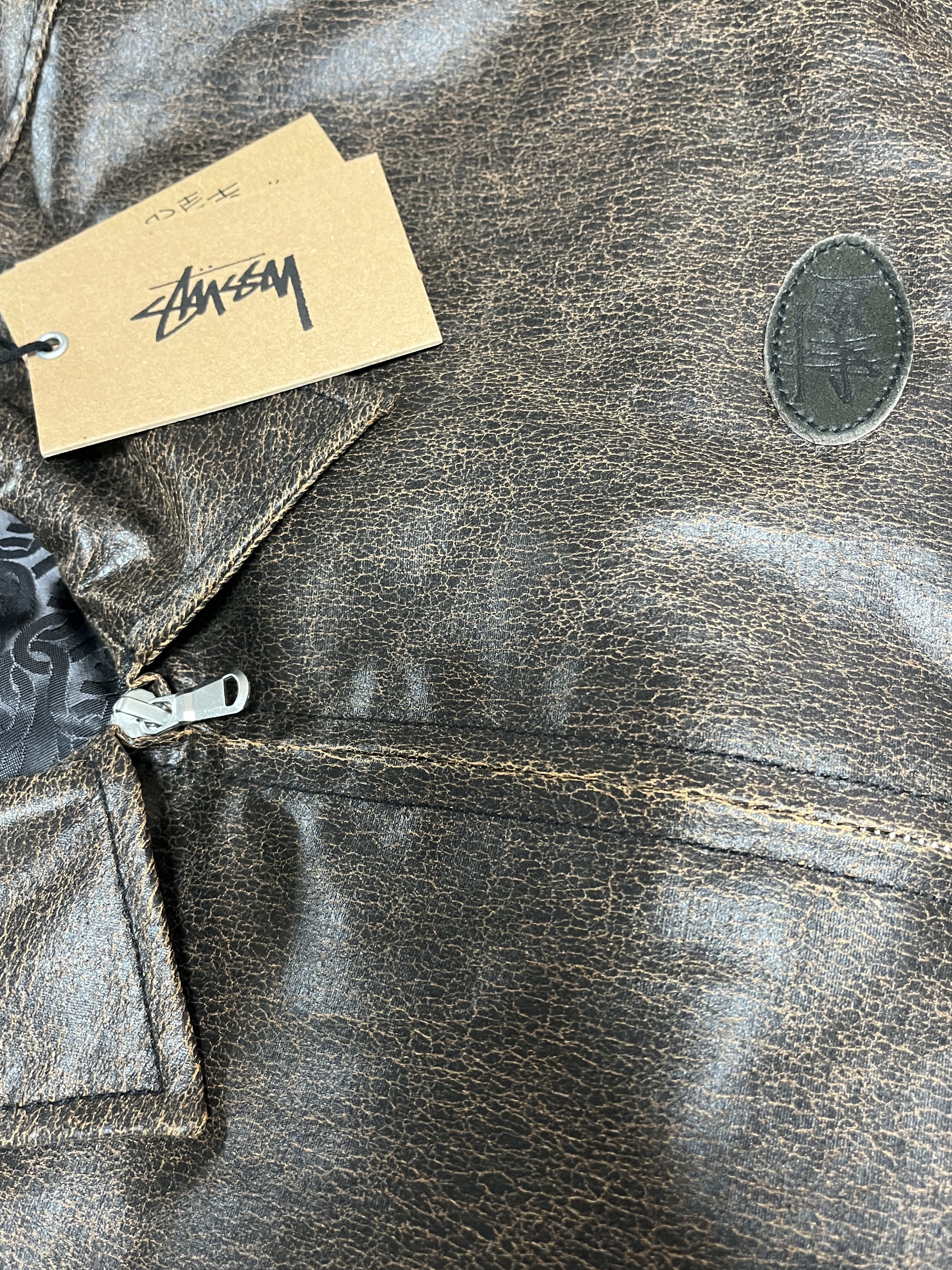Stussy Coated Cotton Club Jacket Dark Brown 착용 스타일