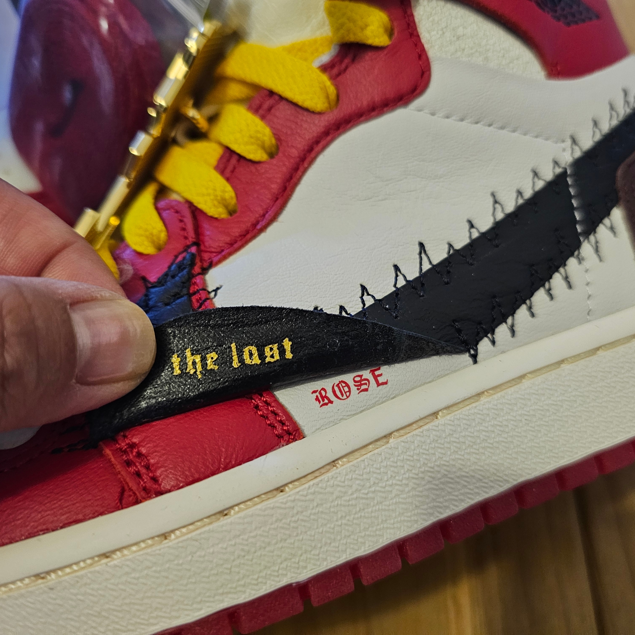 (W) Jordan 1 x Teyana Taylor Zoom CMFT 2 Gym Red 착용 스타일 - 2