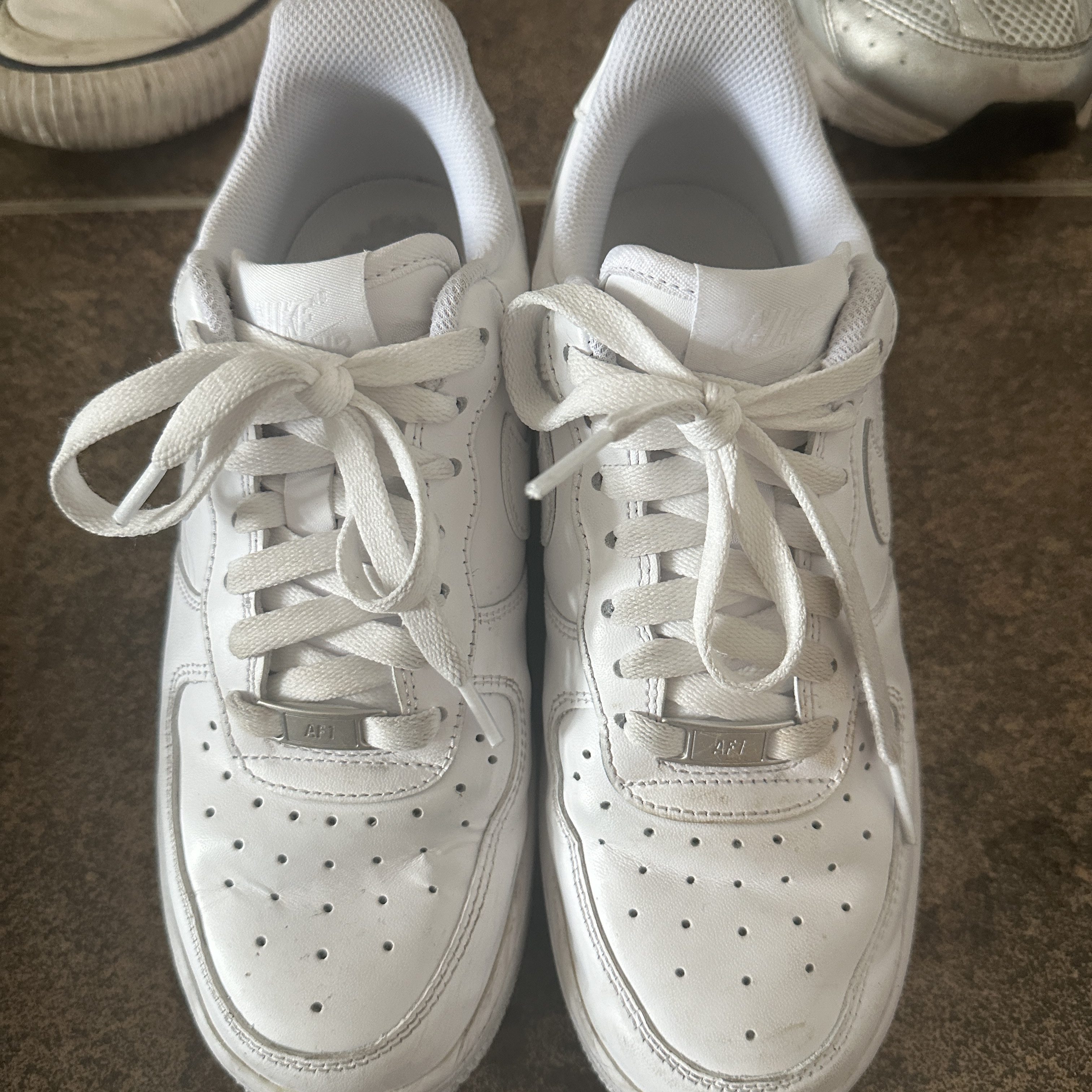 (W) Nike Air Force 1 '07 Low White 착용 스타일