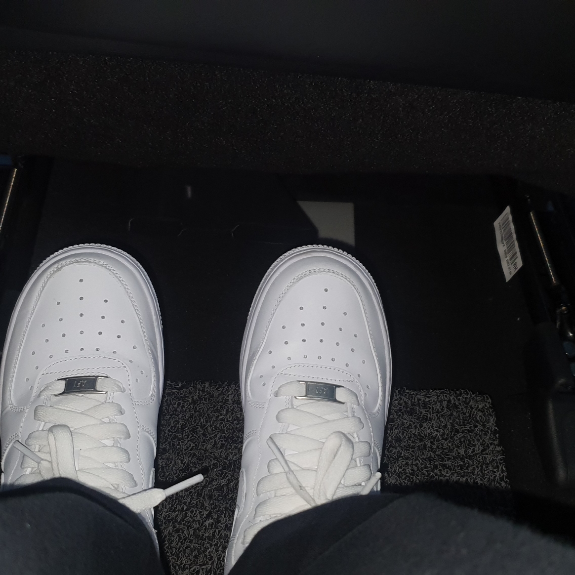 (W) Nike Air Force 1 '07 Low White 착용 스타일