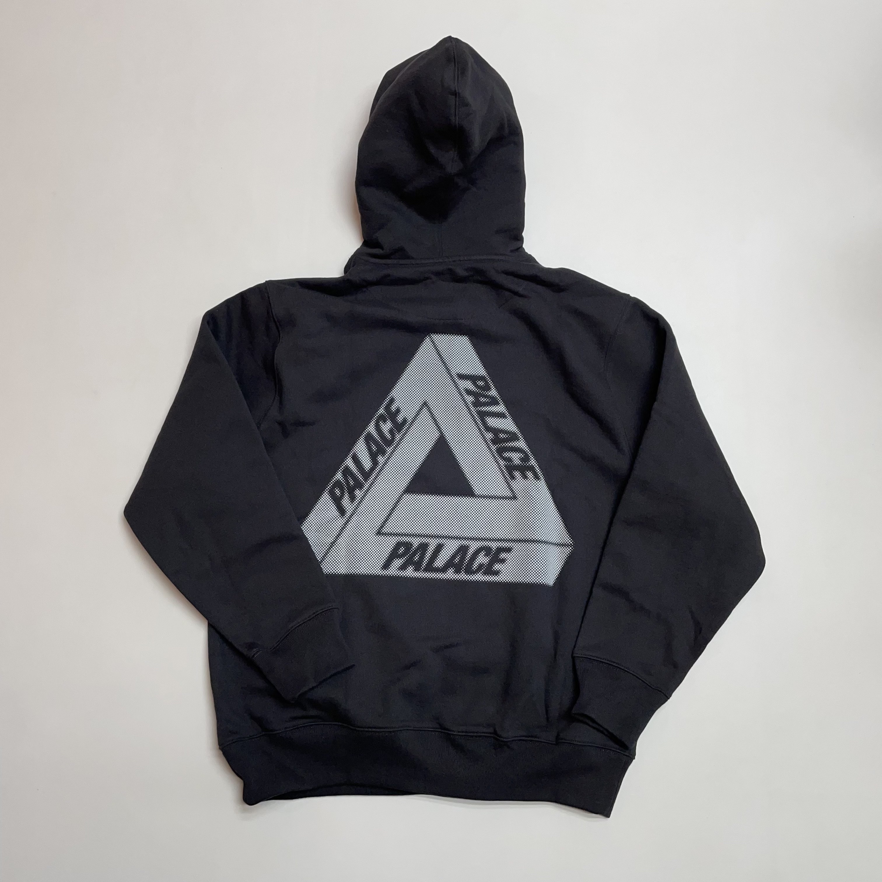 Palace Bit Grippy Tri-Ferg Hood Black - 24SS 착용 스타일 - 2