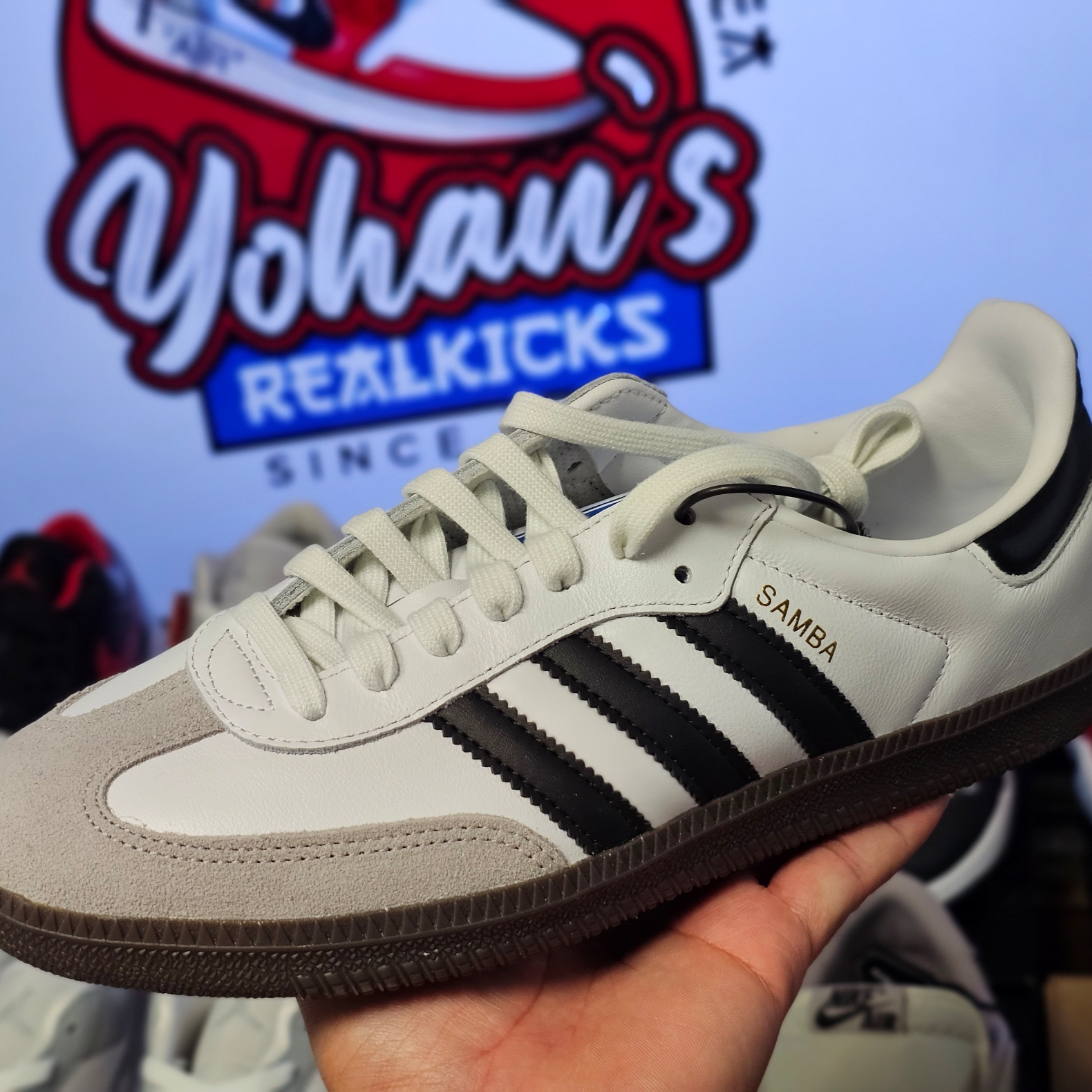 Adidas Samba OG Cloud White 착용 스타일
