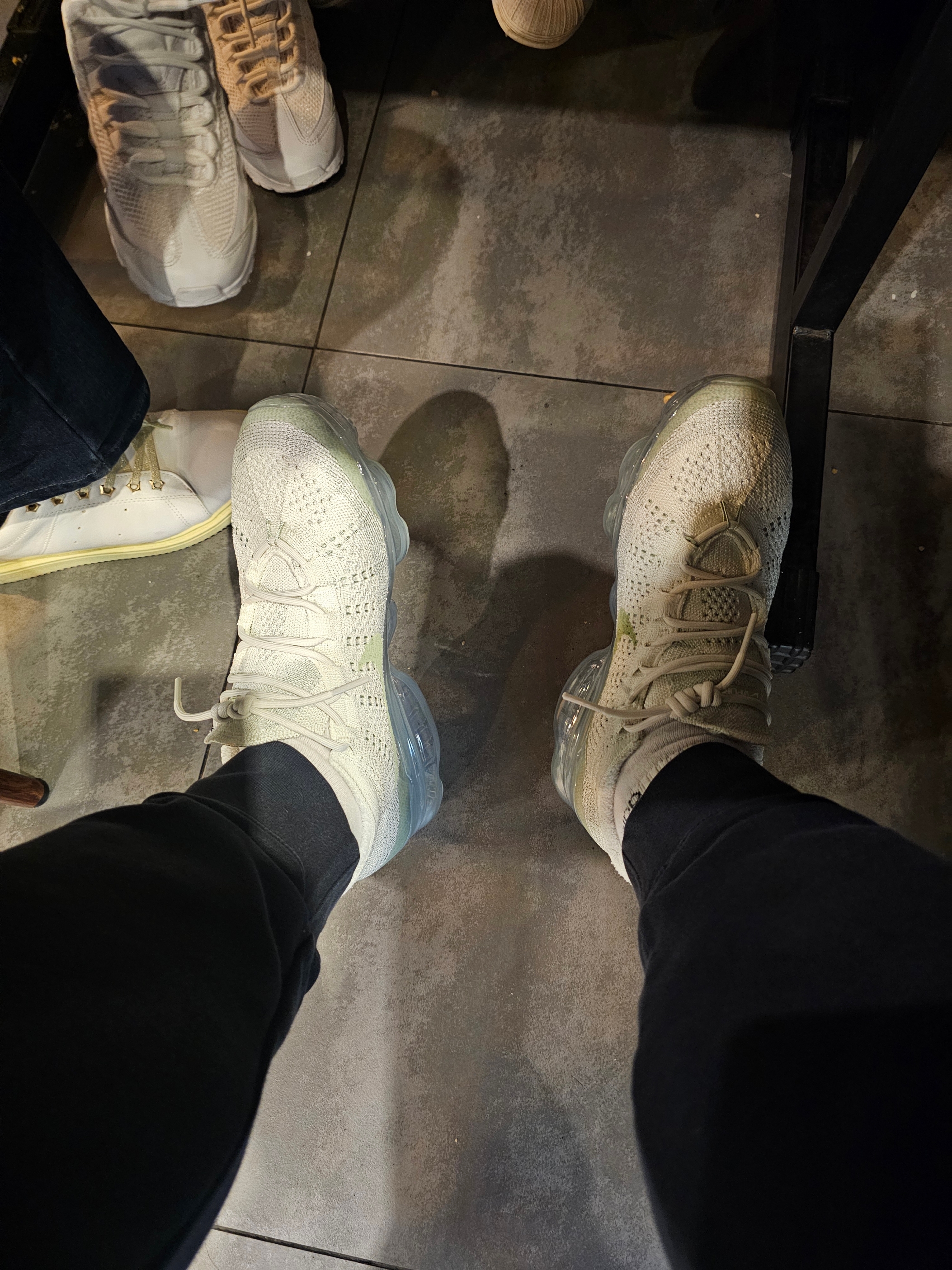Nike Air Vapormax 2023 Flyknit Honeydew Sea Glass 착용 스타일