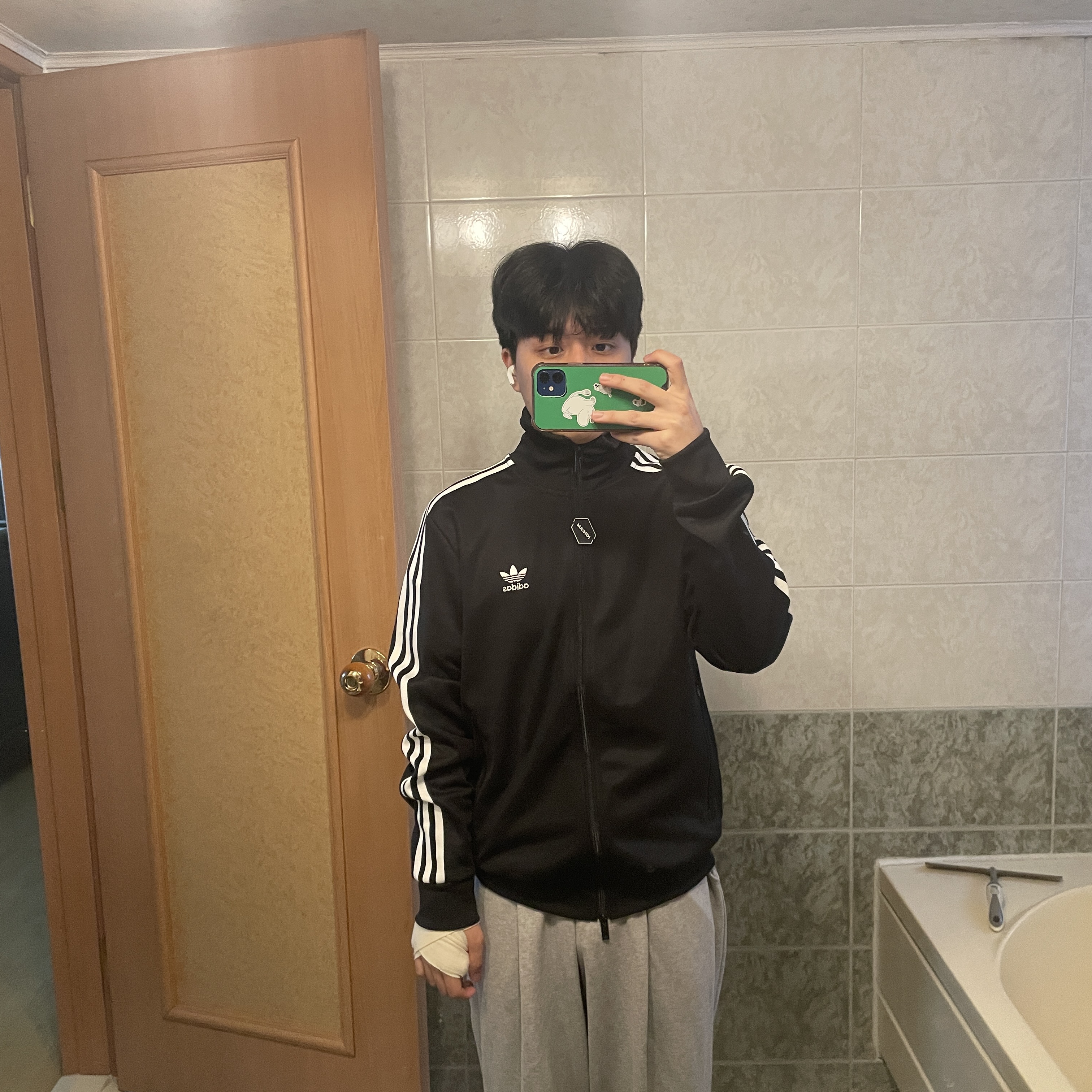 Adidas Adicolor Classic Beckenbauer Track Top Black - KR Sizing 착용 스타일