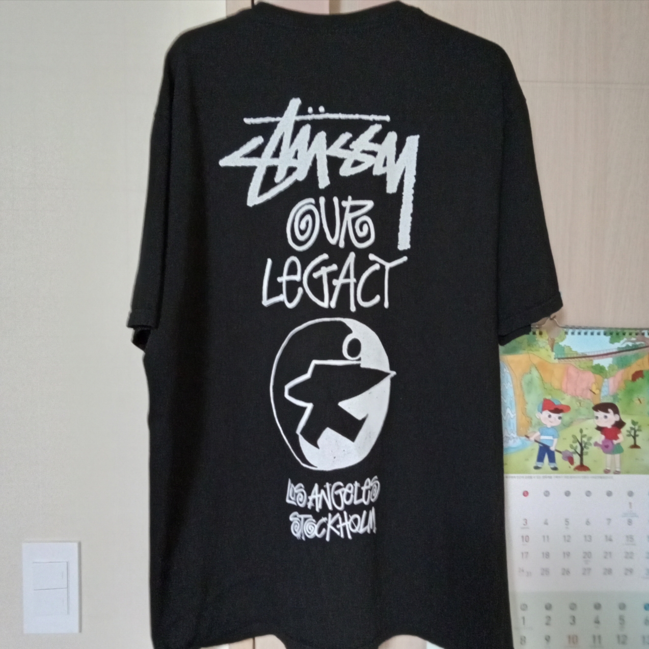 Stussy x Our Legacy Surfman Pigment Dyed T-Shirt Black 착용 스타일