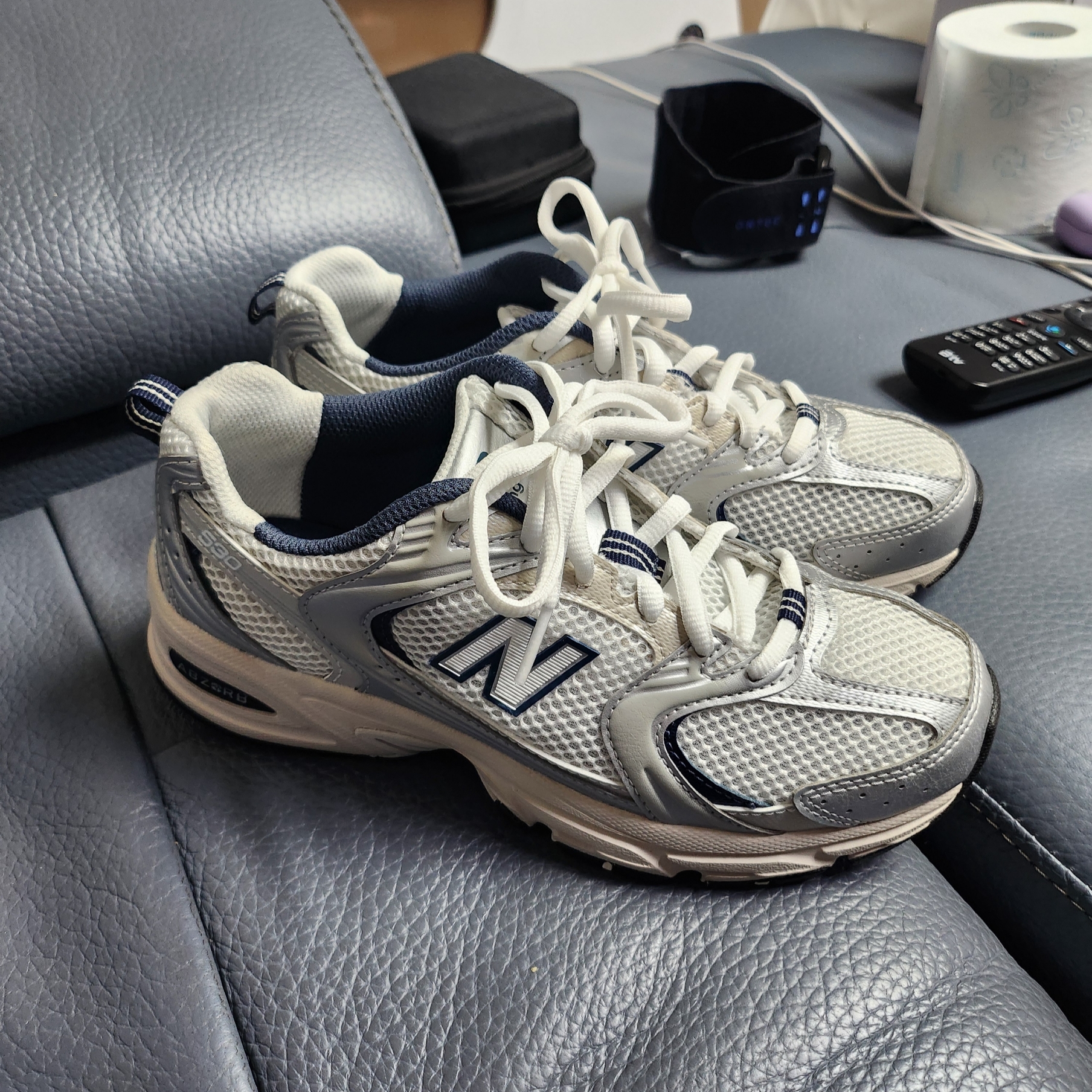 New Balance 530 Steel Grey 착용 스타일 - 6