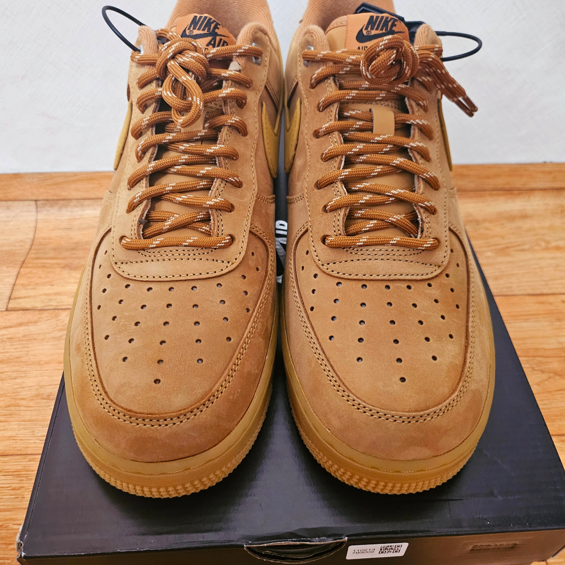 Nike Air Force 1 '07 WB Flax 착용 스타일 - 2